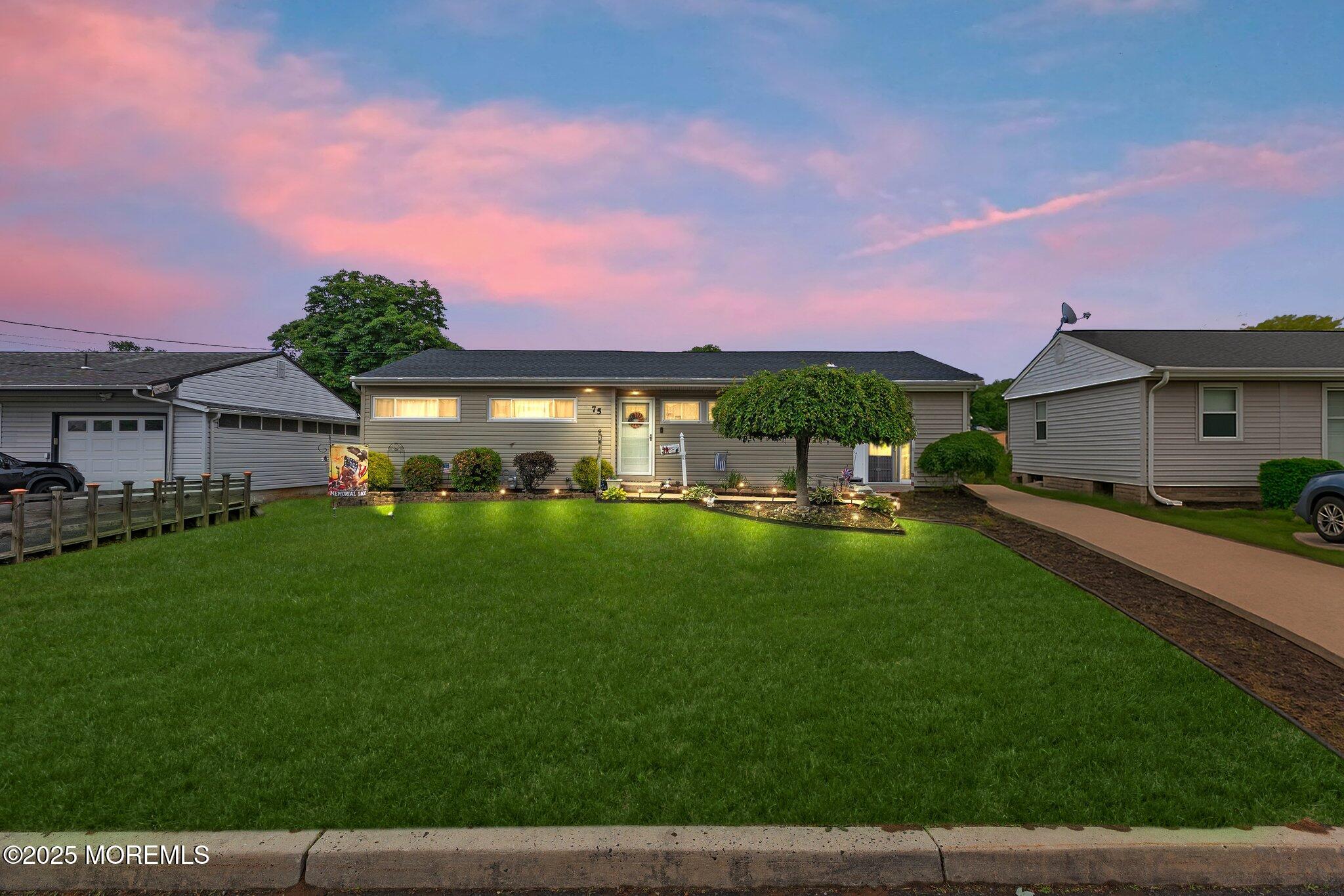 75 Princeton Road, Parlin, New Jersey image 1