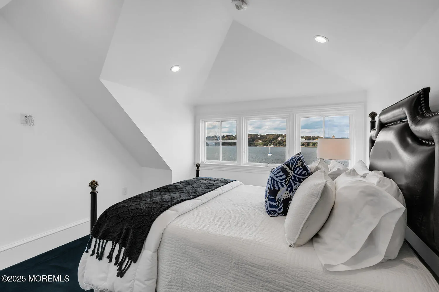 Rumson, New Jersey 07760, United States, 7 Bedrooms Bedrooms, ,7 BathroomsBathrooms,Residential,Active,241801