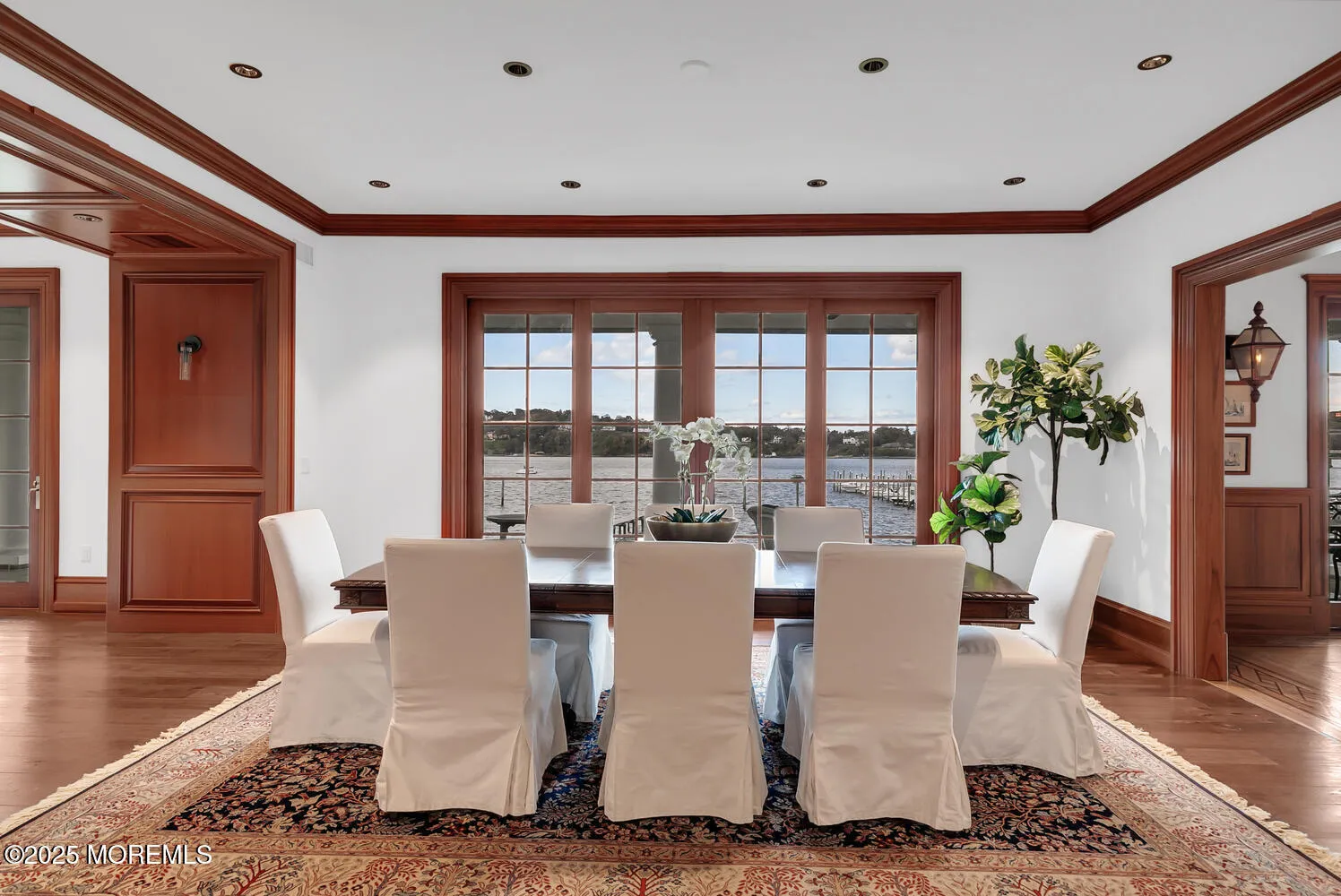 Rumson, New Jersey 07760, United States, 7 Bedrooms Bedrooms, ,7 BathroomsBathrooms,Residential,Active,241801