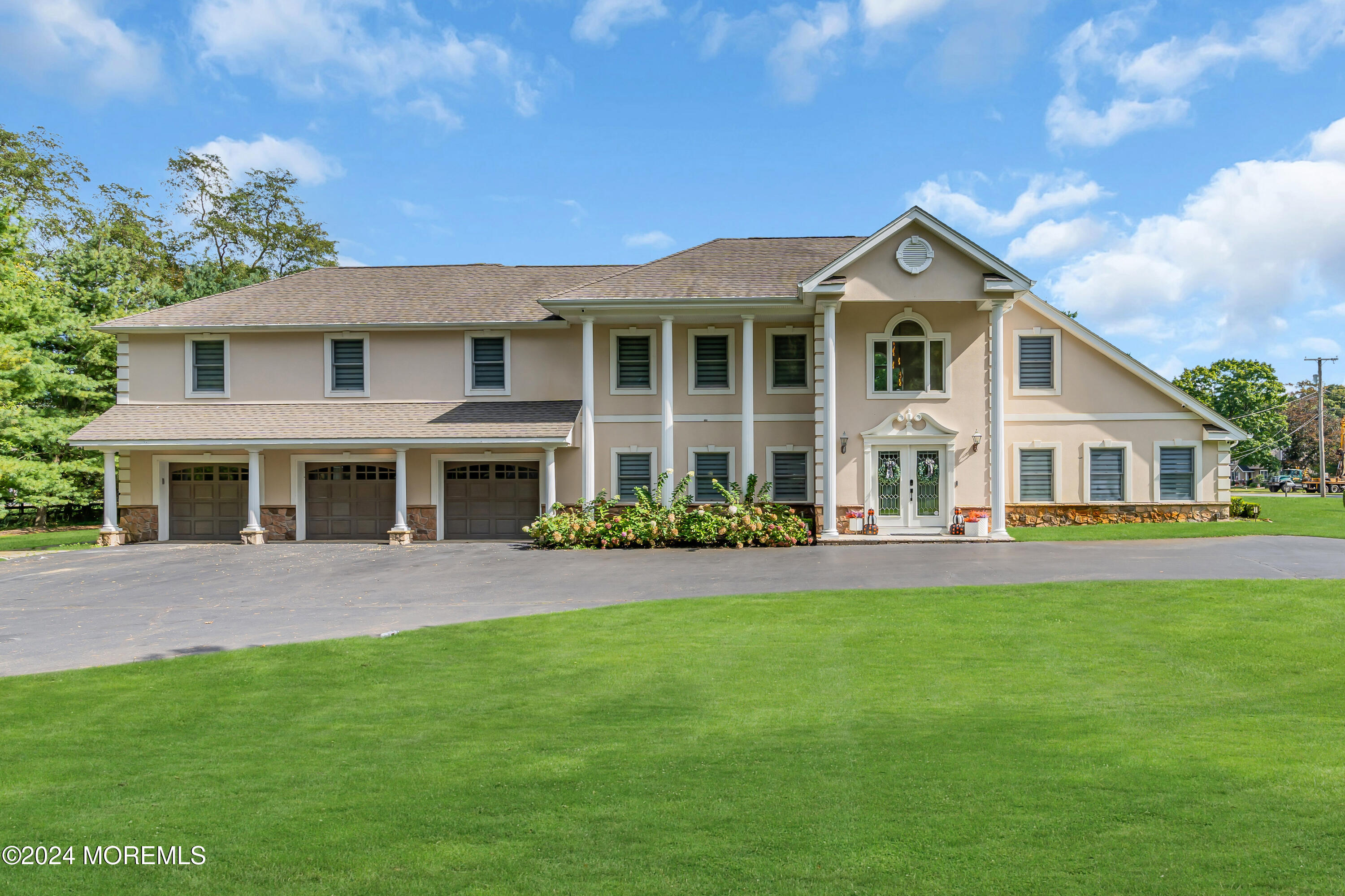 2 Saratoga Drive, Colts Neck, New Jersey image 1