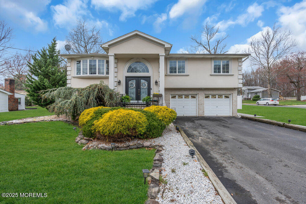 29 Valley Vale Drive, Old Bridge, New Jersey image 4