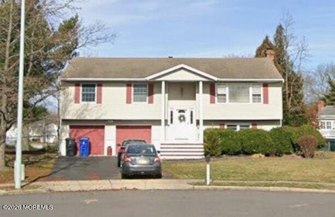 Homes For Sale - 3 Masada Court<br/> Toms River, NJ 08753