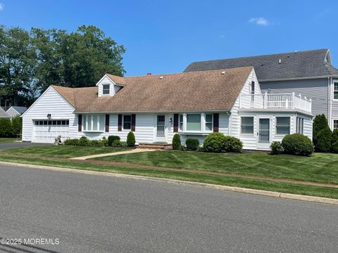 300 4th Avenue Spring Lake NJ 07762