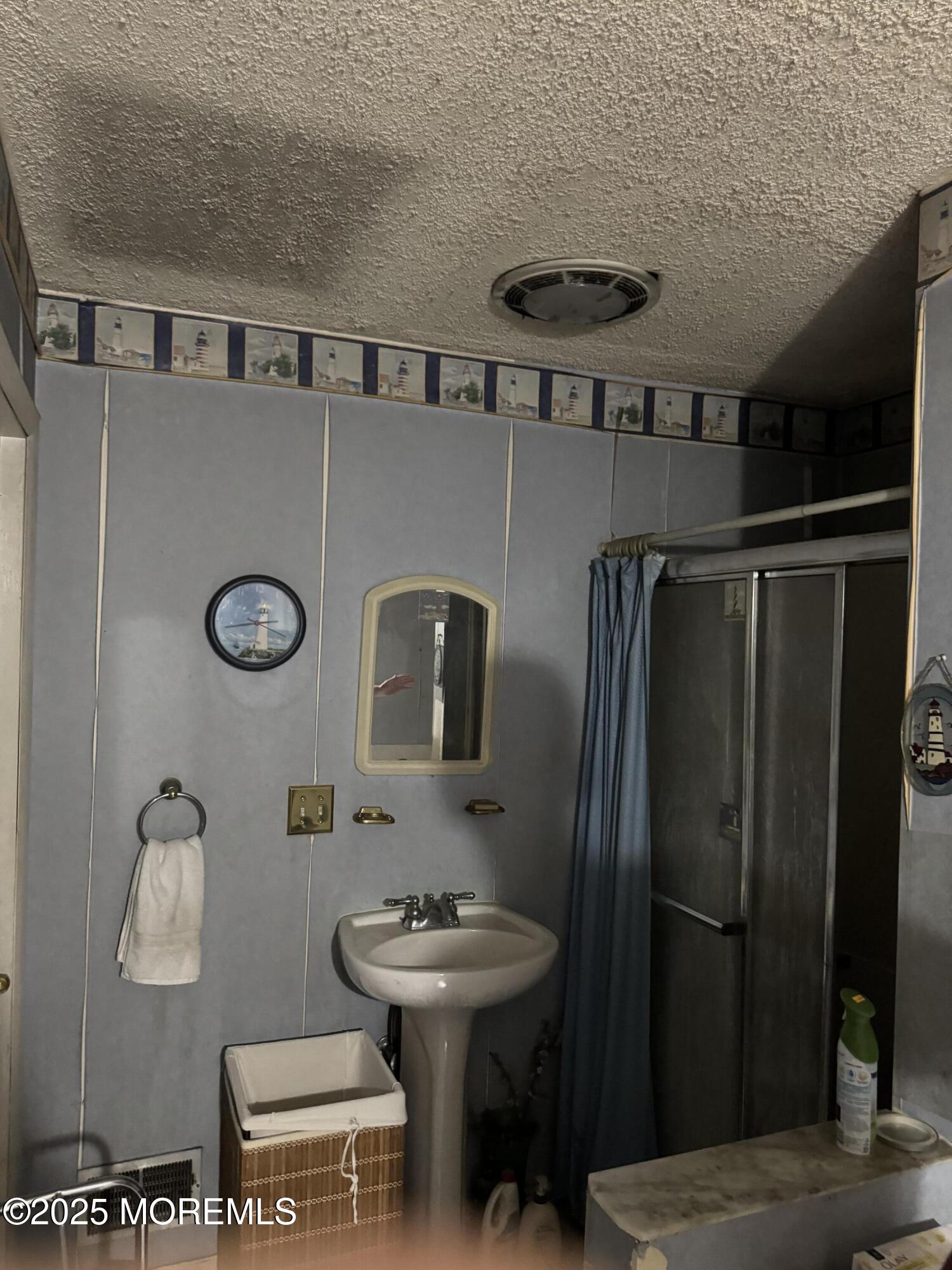 26 Standish Drive, Howell, New Jersey image 18