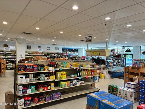 0 Main Tinton Falls NJ 07753