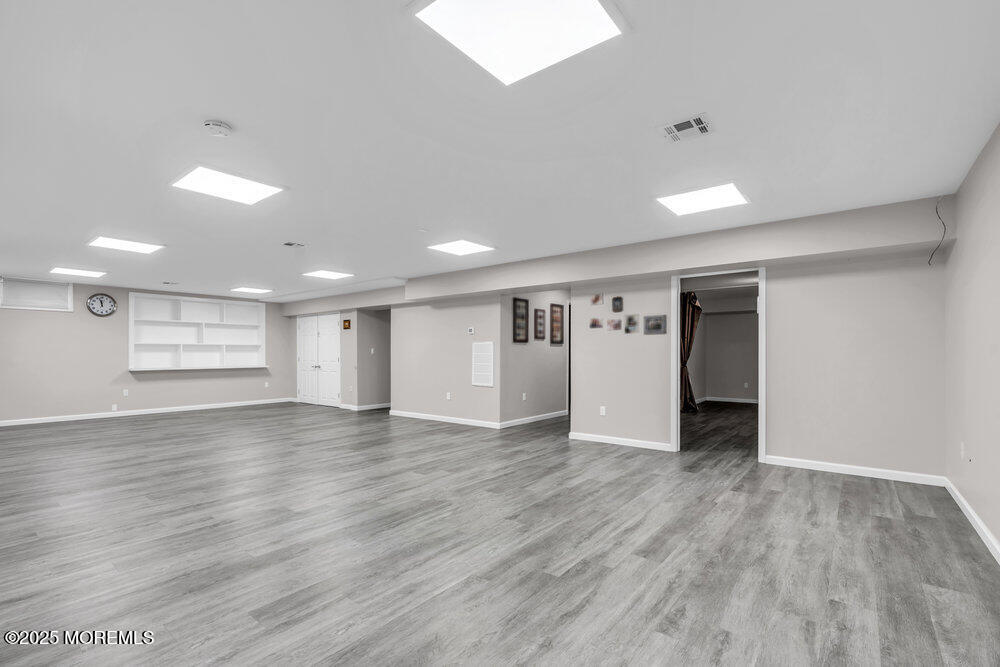 8 Round Valley Court, Lakewood, New Jersey image 31