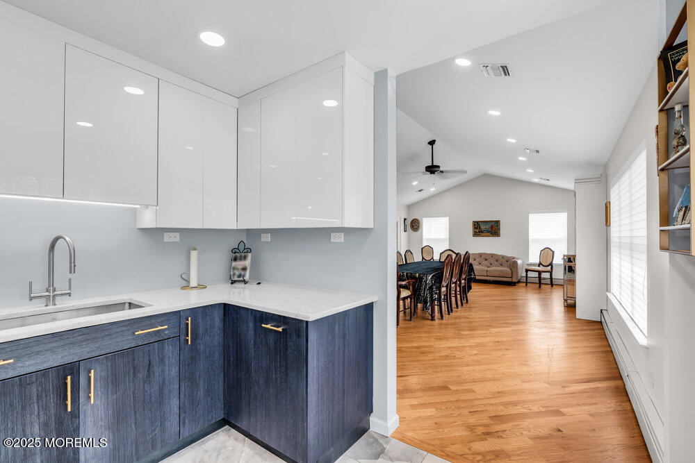8 Round Valley Court, Lakewood, New Jersey image 20