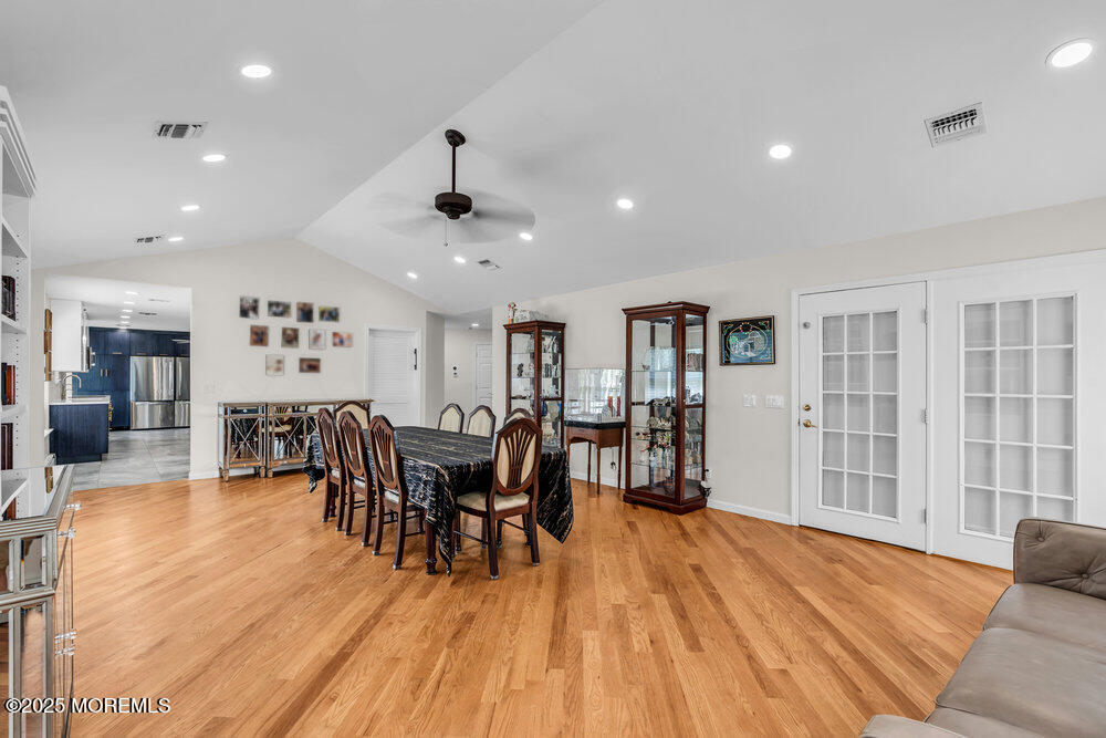 8 Round Valley Court, Lakewood, New Jersey image 24