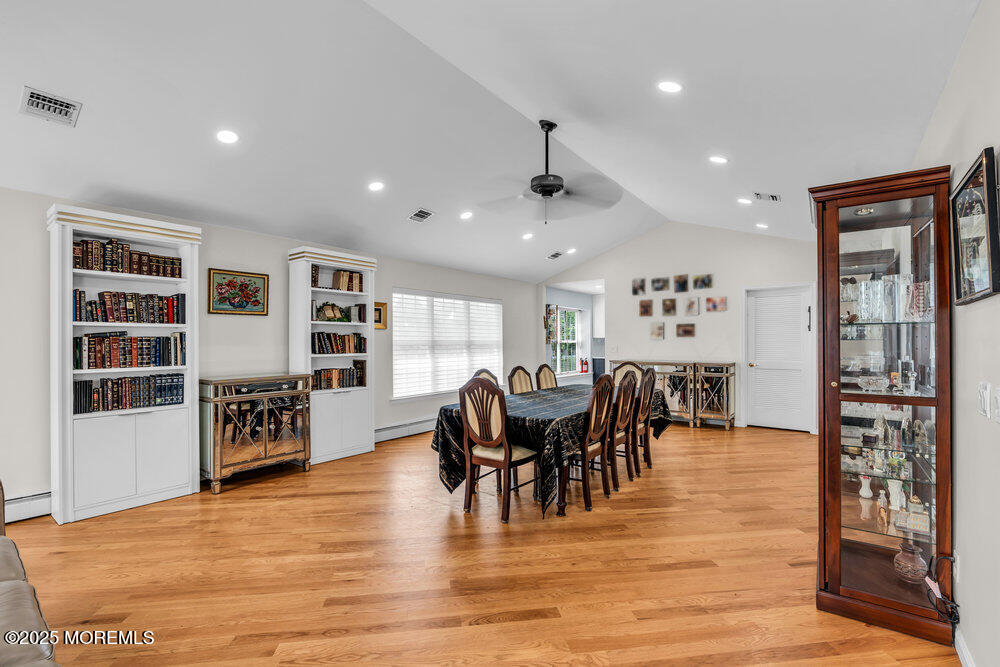 8 Round Valley Court, Lakewood, New Jersey image 23