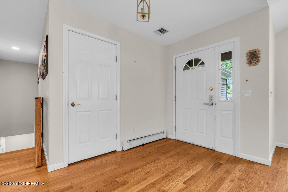 8 Round Valley Court, Lakewood, New Jersey image 8