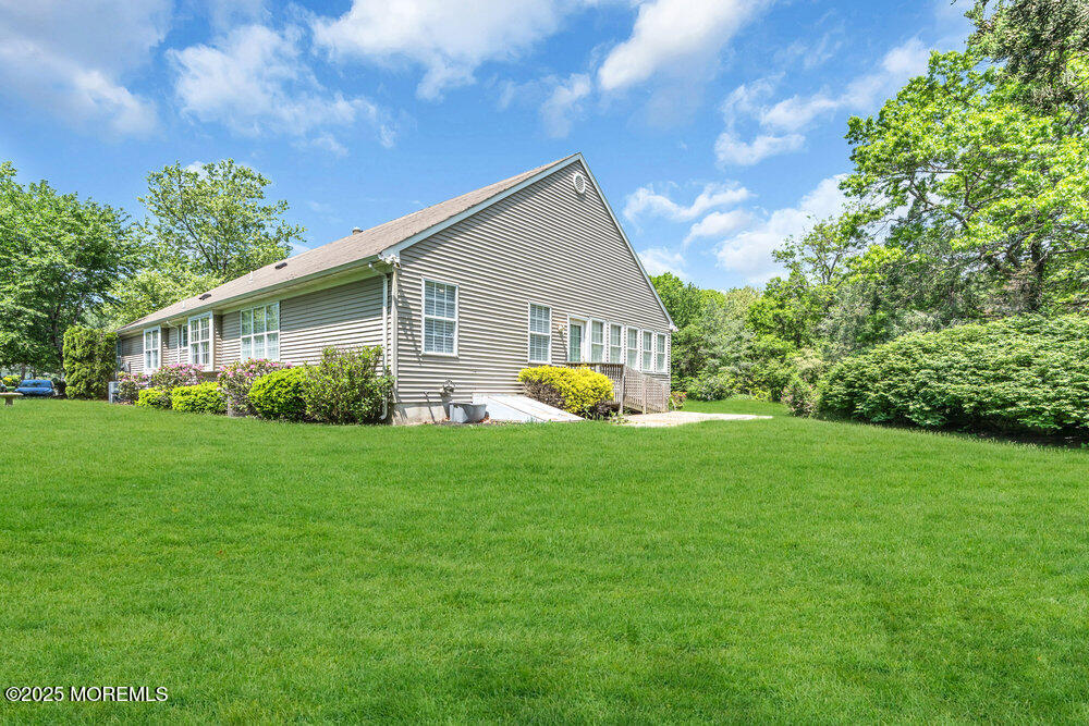 8 Round Valley Court, Lakewood, New Jersey image 47