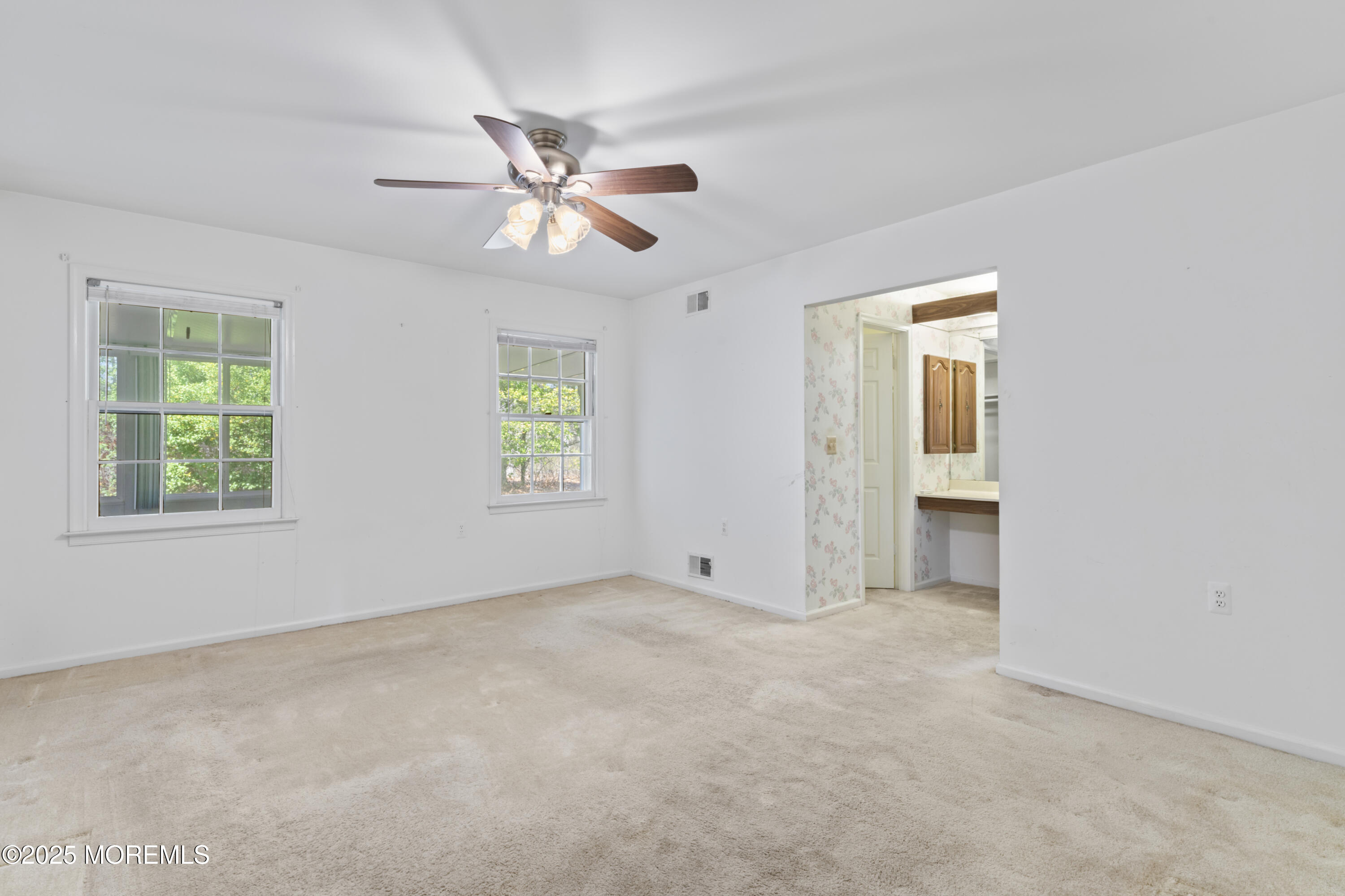 93 Greenbriar Boulevard, Brick, New Jersey image 13