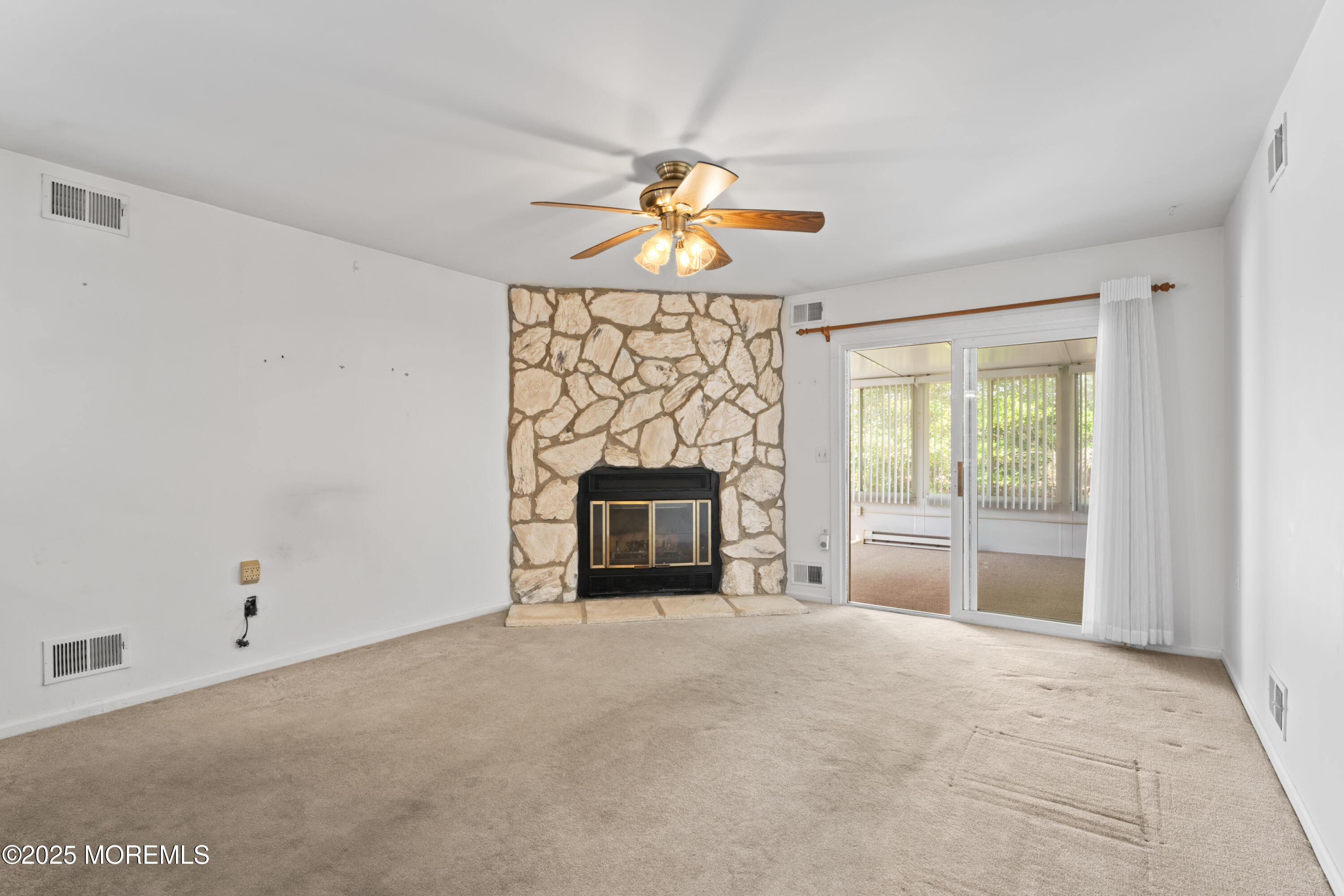 93 Greenbriar Boulevard, Brick, New Jersey image 9