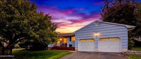 Photo of 42 Hidden Stream Road, Freehold, NJ 07728 (MLS # 22632866)