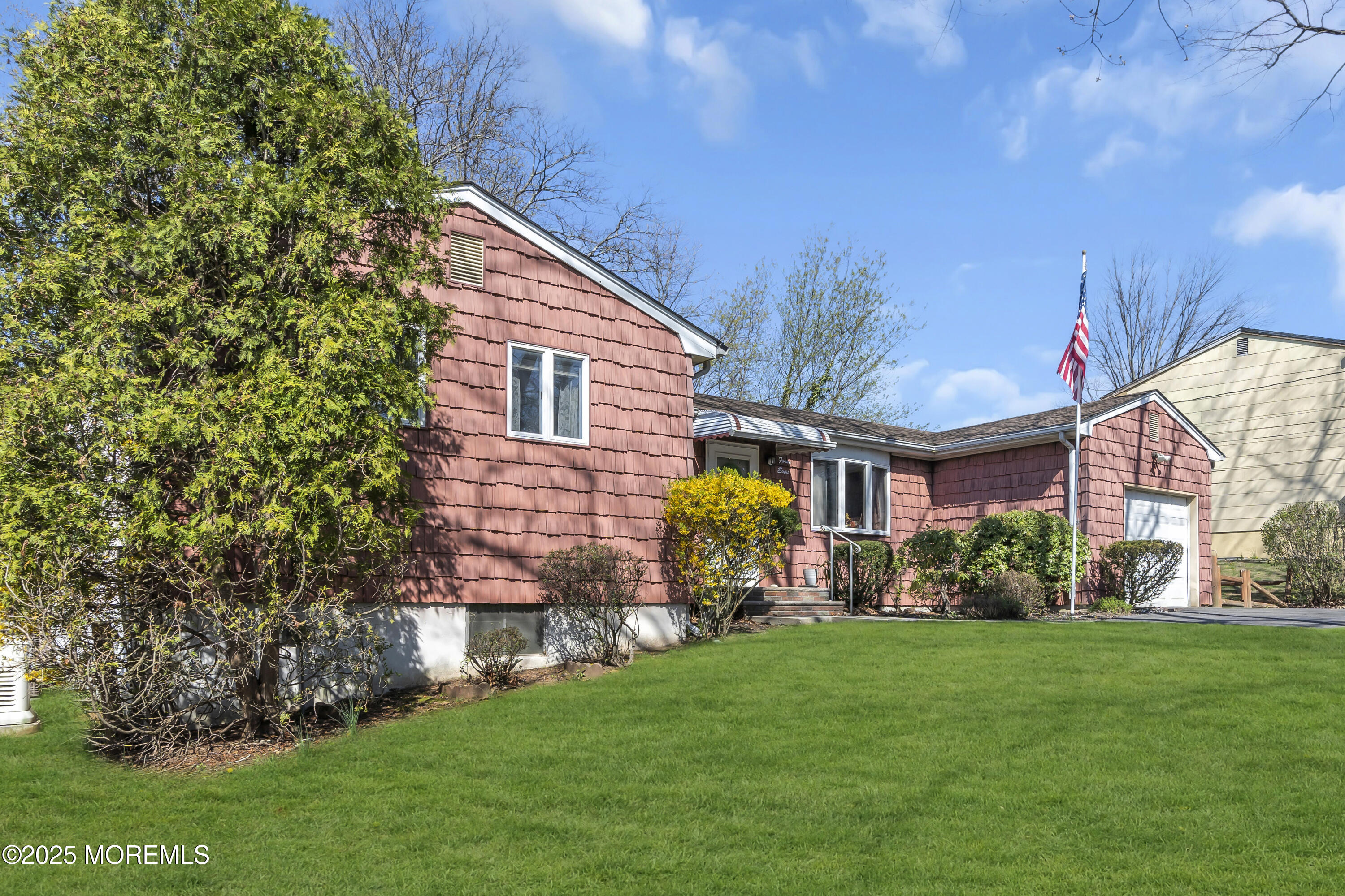 48 Bradford Road, East Brunswick, New Jersey image 46