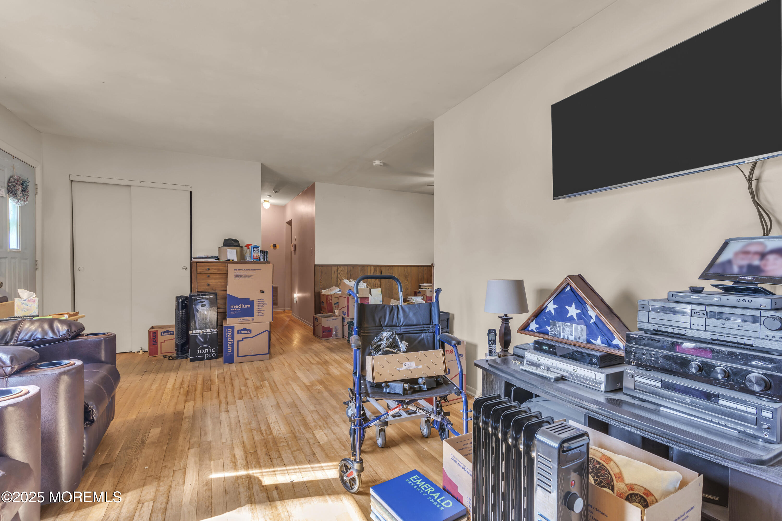 48 Bradford Road, East Brunswick, New Jersey image 5