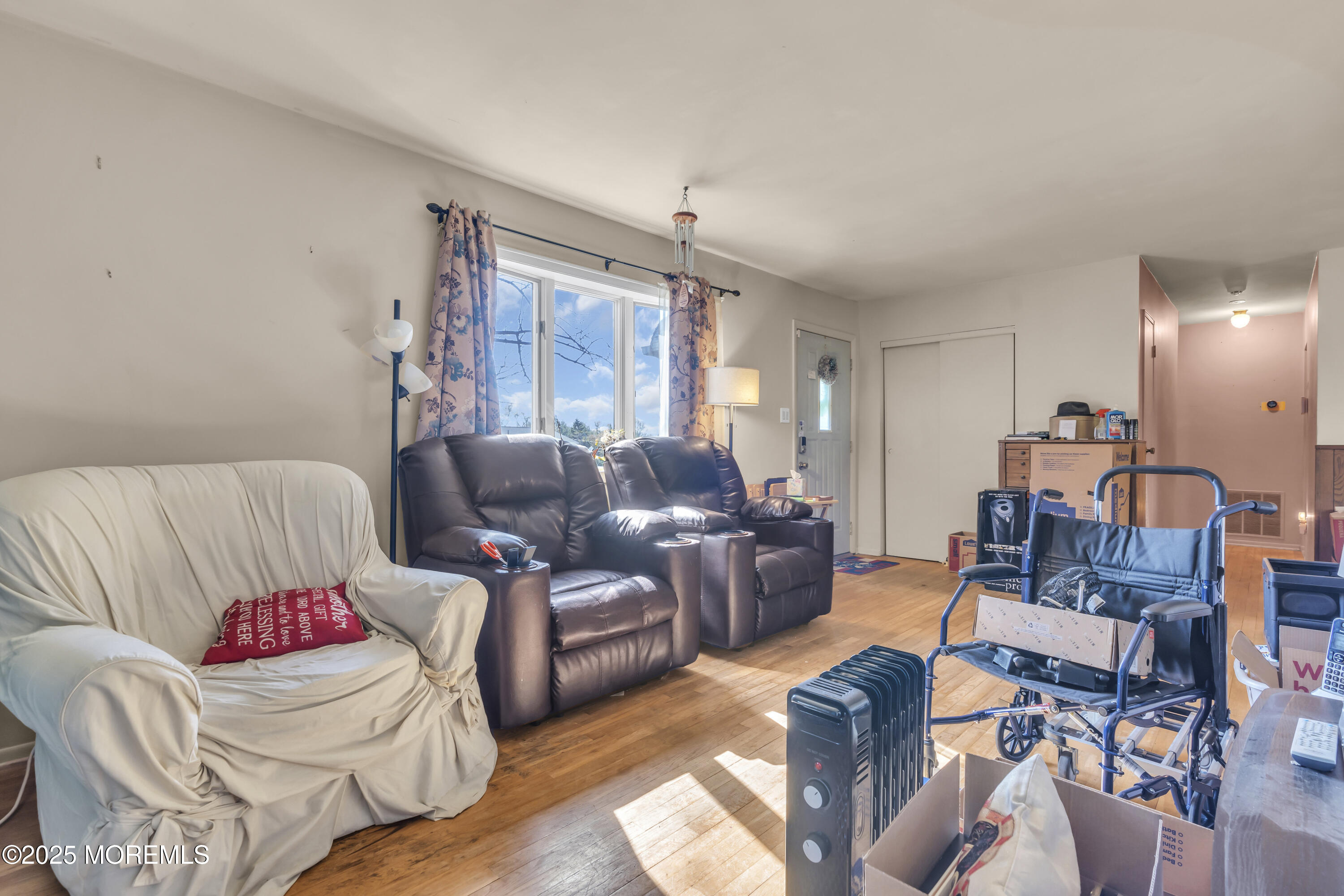 48 Bradford Road, East Brunswick, New Jersey image 4