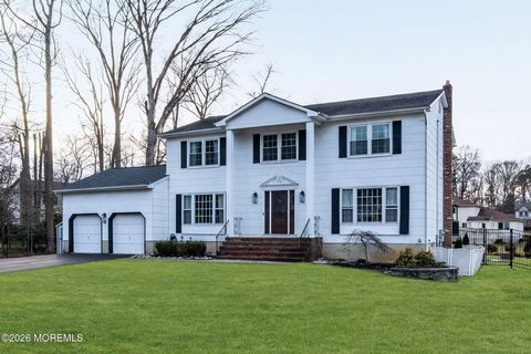 Photo of 7 Richard Court, Manalapan, NJ 07726 (MLS # 22601380)