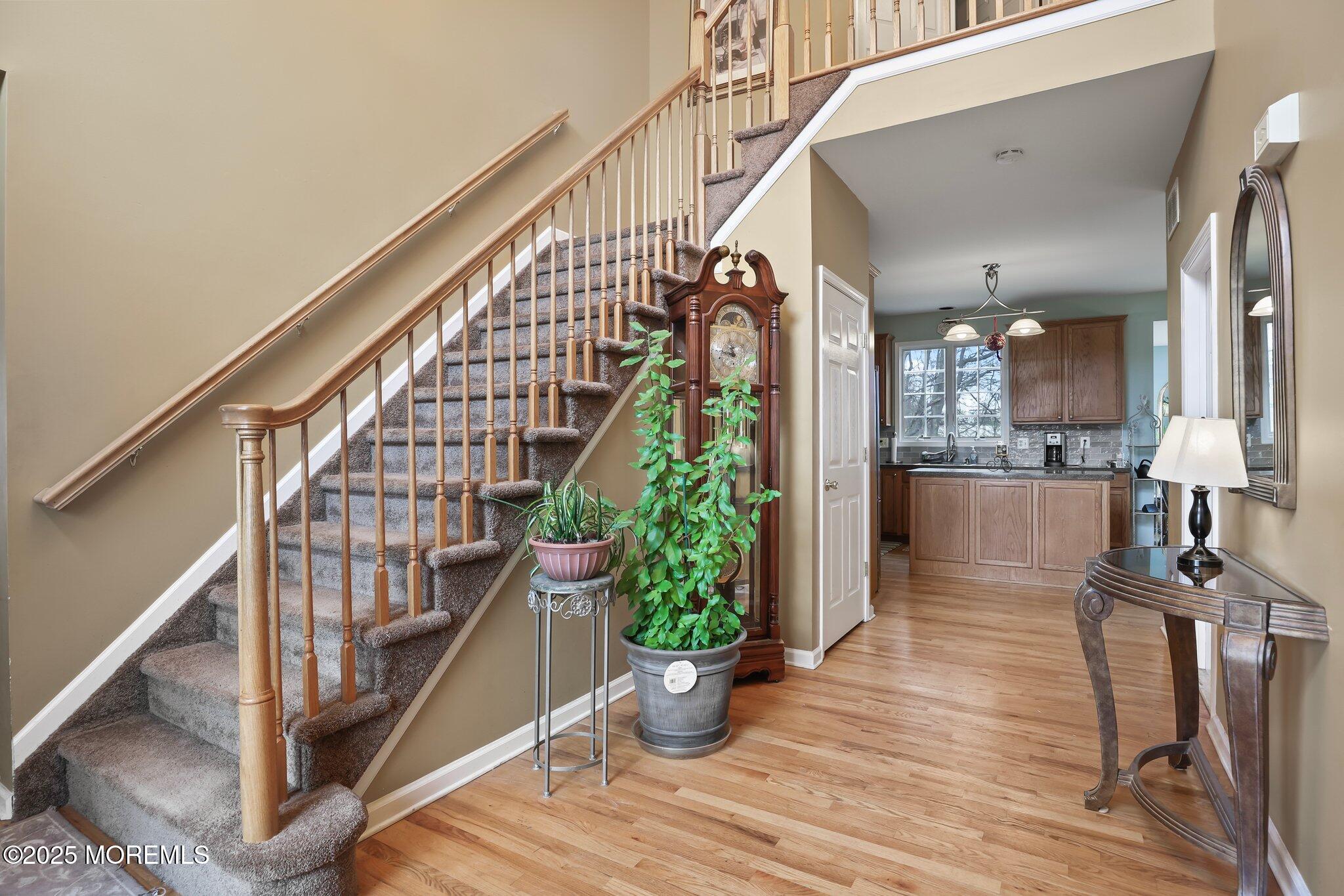 2 Tuscarora Circle, Old Bridge, New Jersey image 4