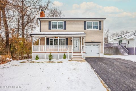 119 East Road Belford NJ 07718