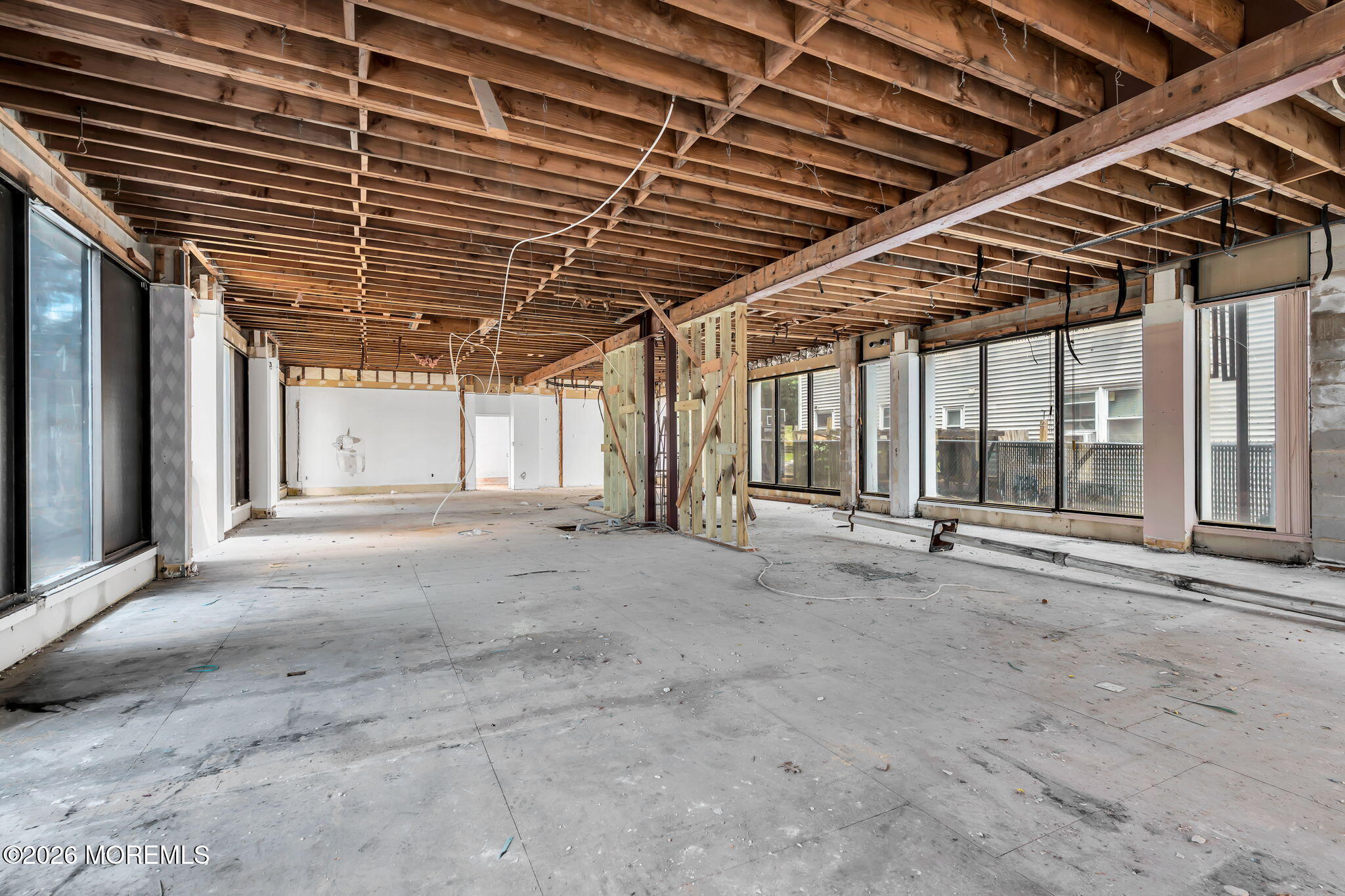 441-443 E Westfield Avenue