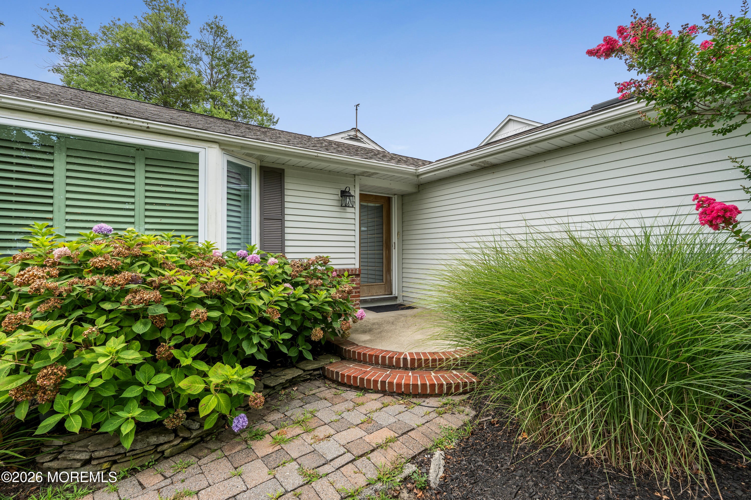 12 Lori Road
