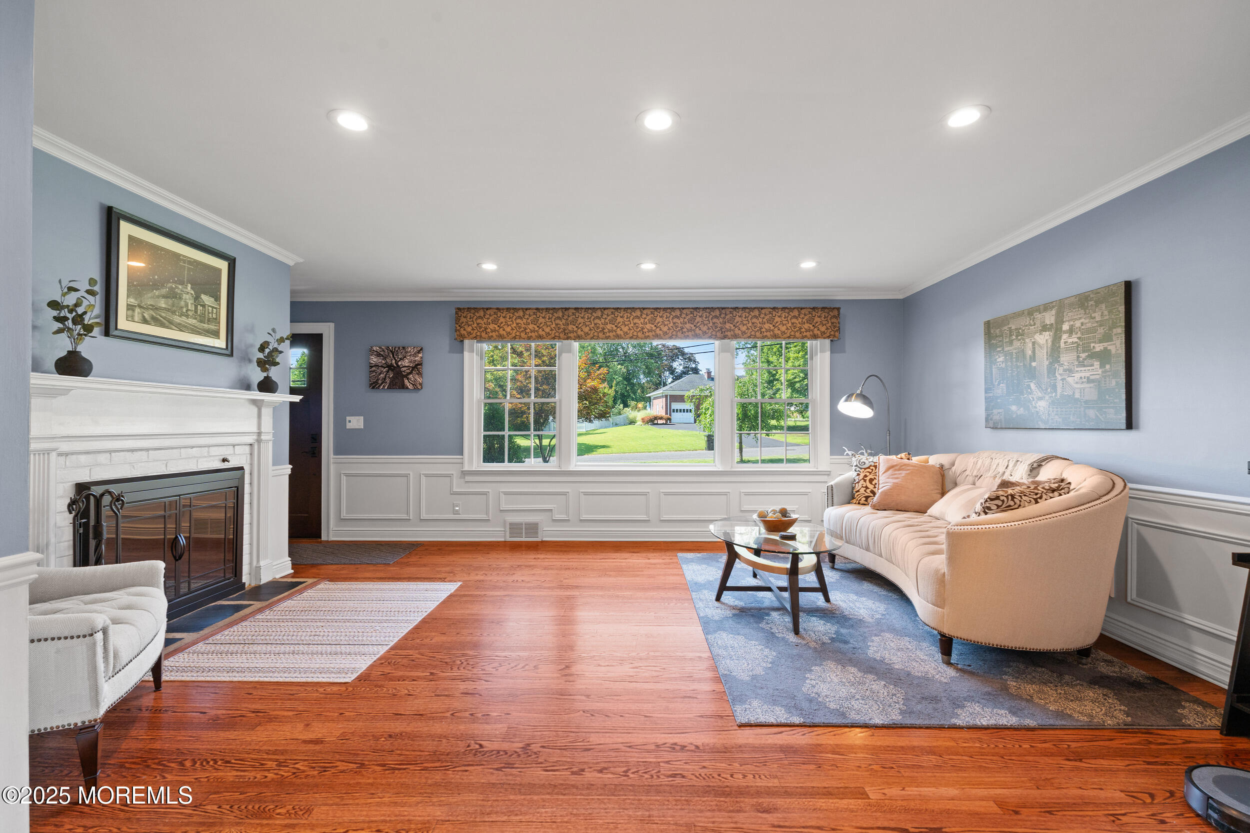 115 Hamiltonian Drive