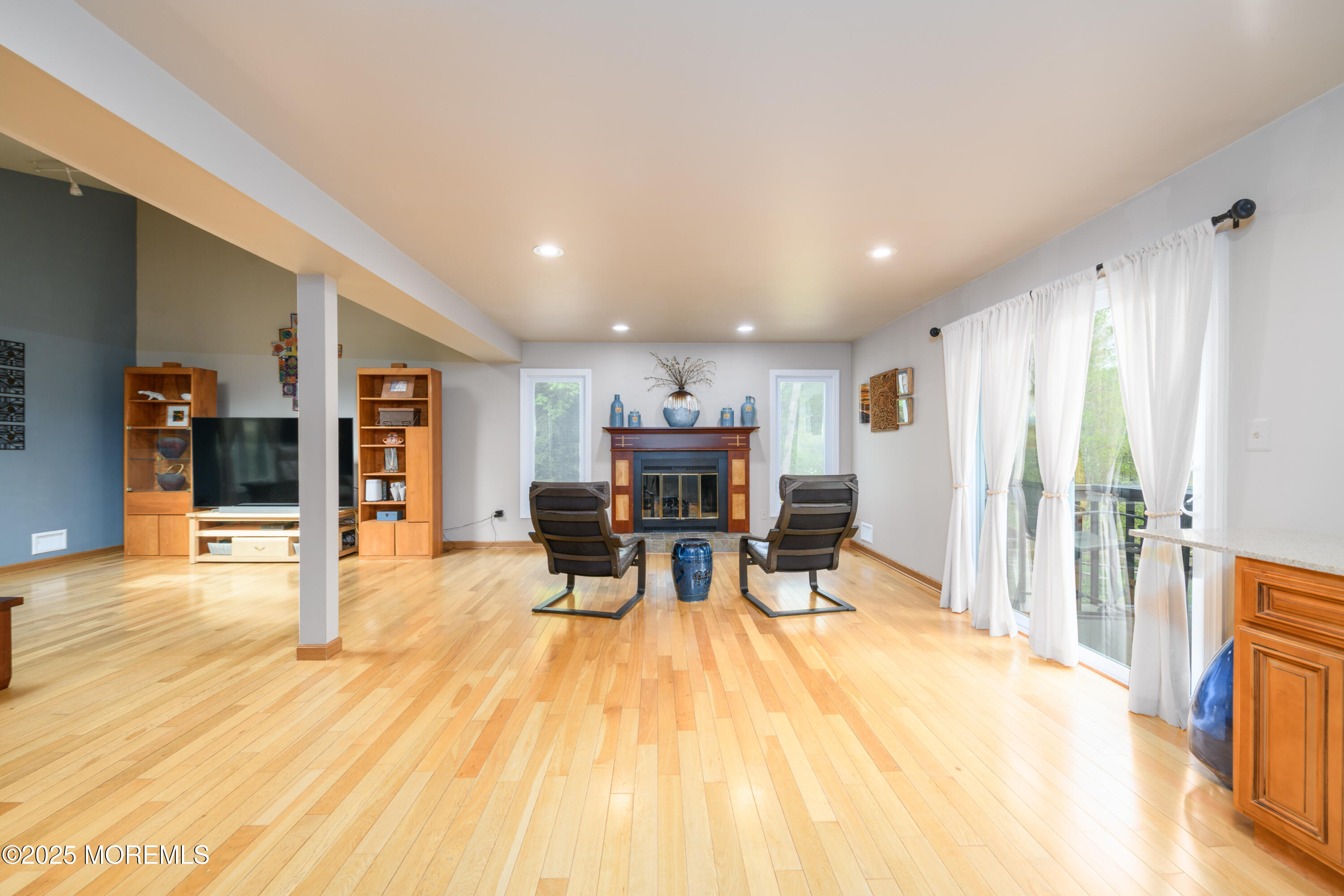 130 Willow Grove Drive, Lincroft, New Jersey image 9