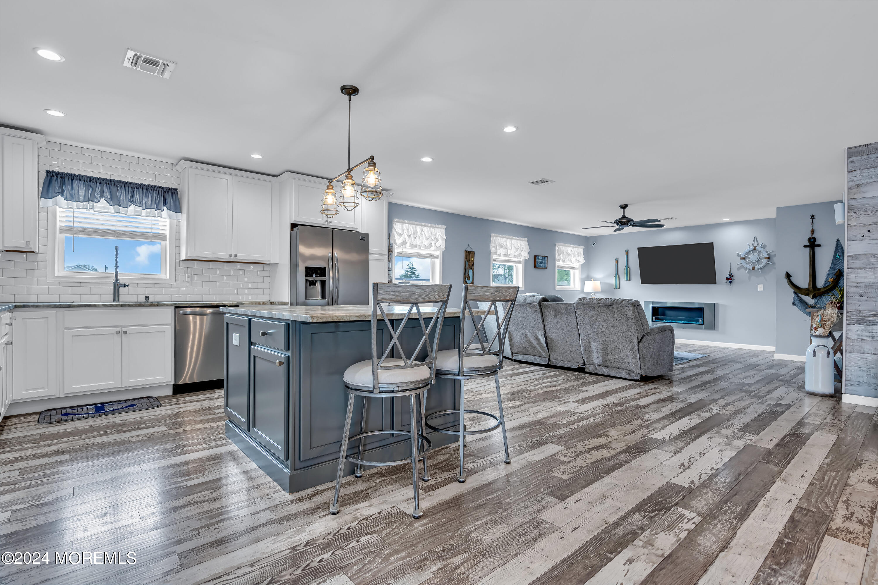 23 Charles Boulevard, Manahawkin, New Jersey image 9