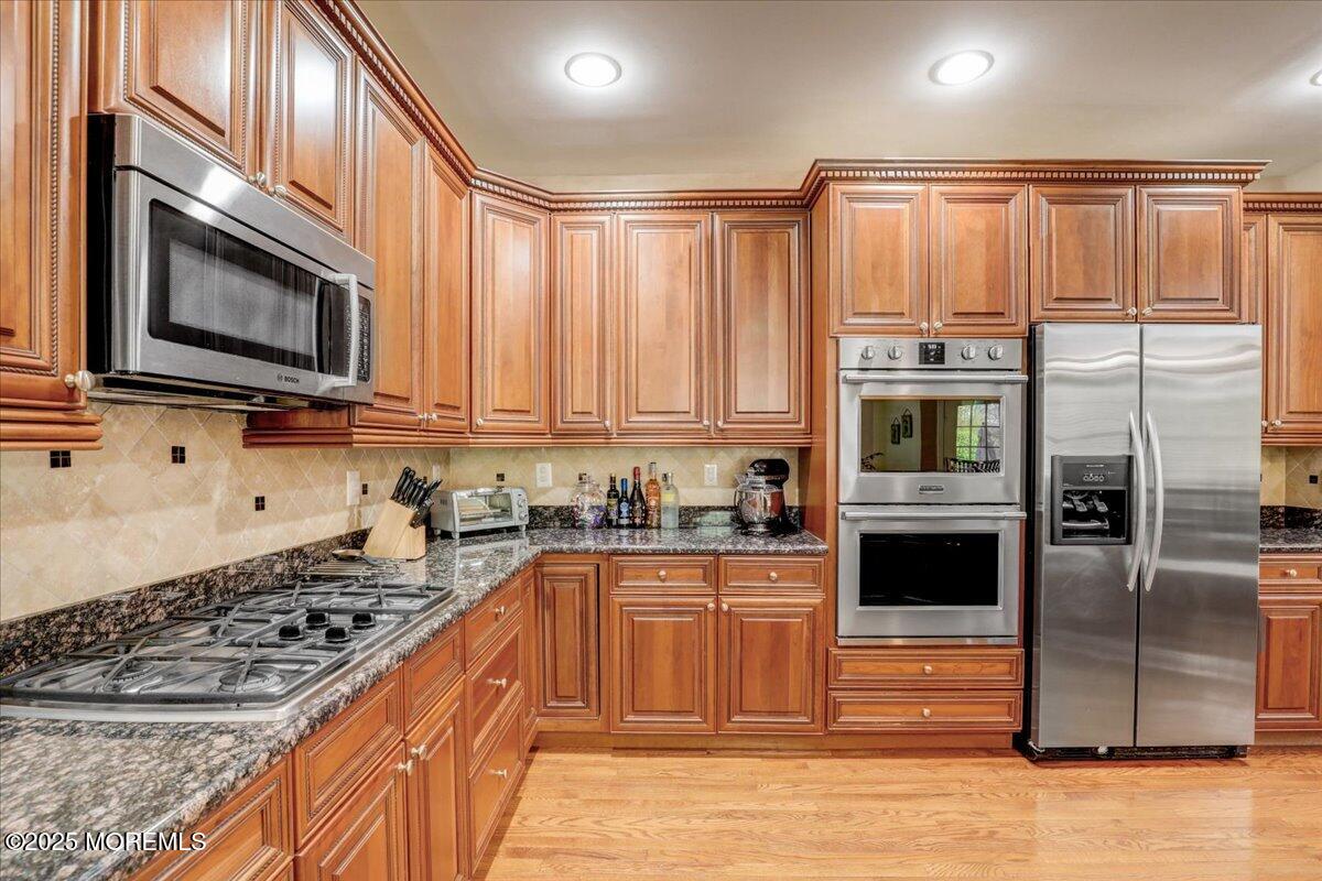 1 Livingston Court, Marlboro, New Jersey image 25