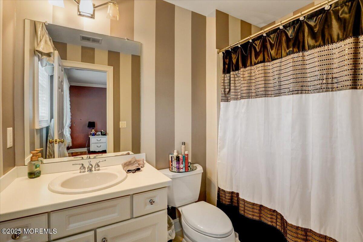 1 Livingston Court, Marlboro, New Jersey image 39