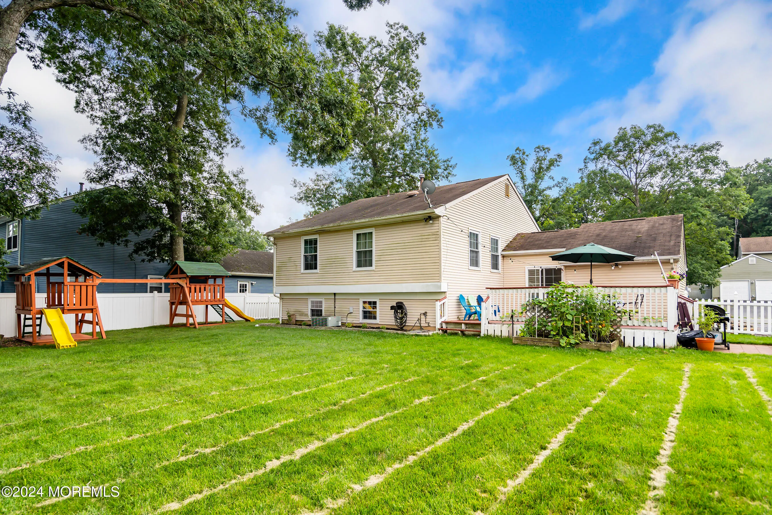 Manchester, New Jersey 08759, United States, 4 Bedrooms Bedrooms, ,3 BathroomsBathrooms,Residential,Active,4479