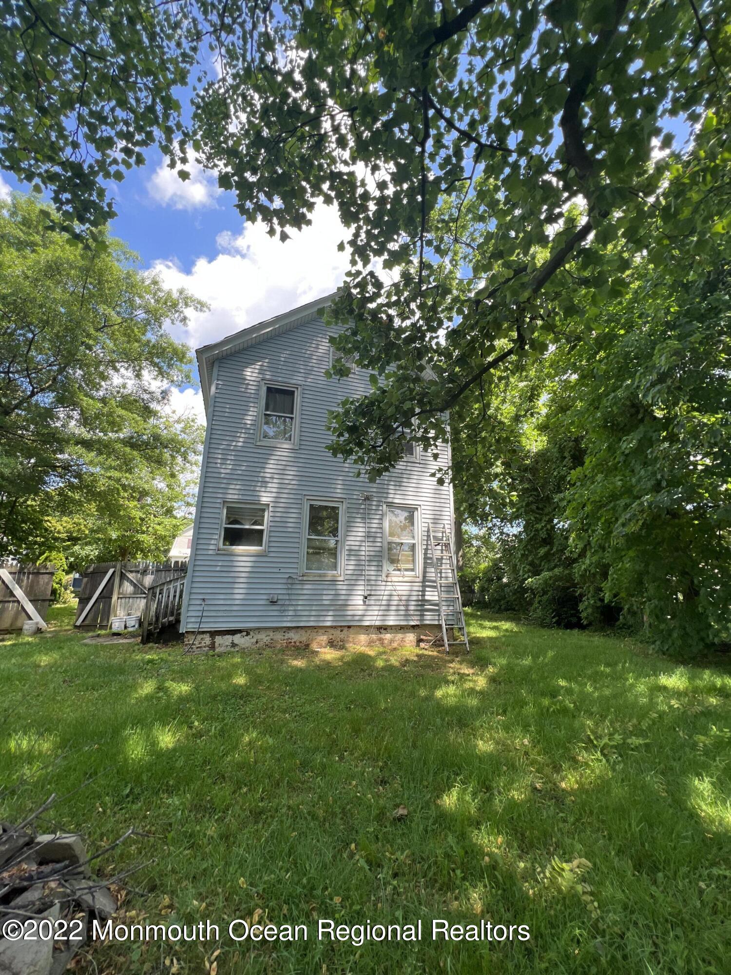338 E Warburton Place, Long Branch, New Jersey image 3