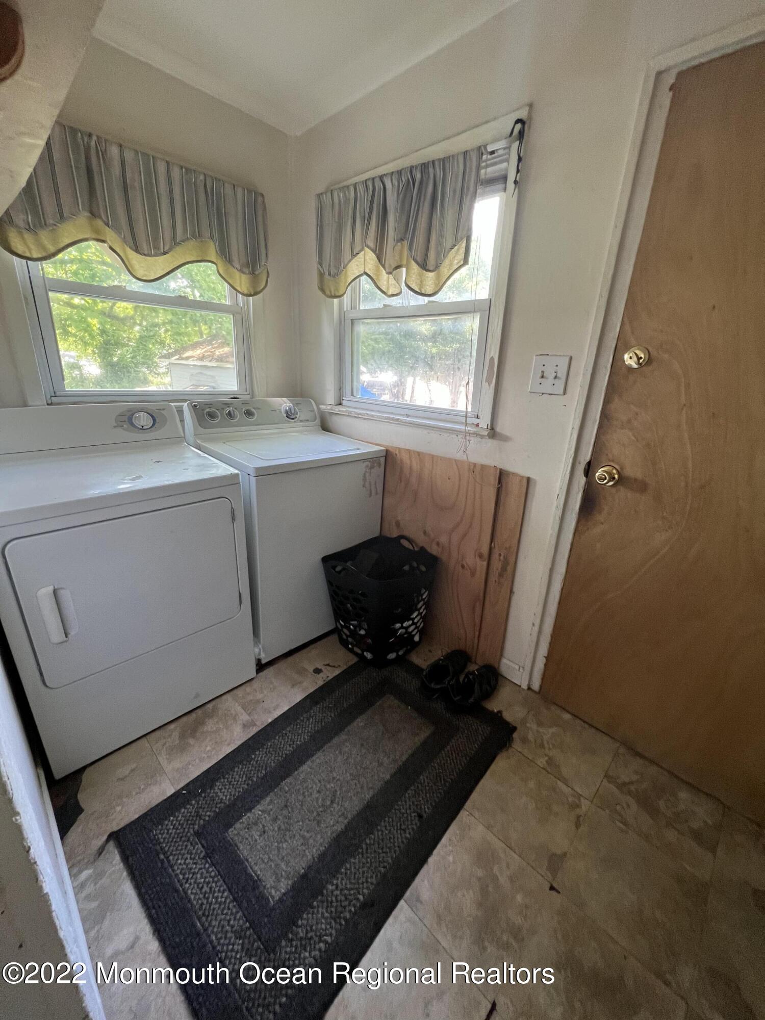 338 E Warburton Place, Long Branch, New Jersey image 18
