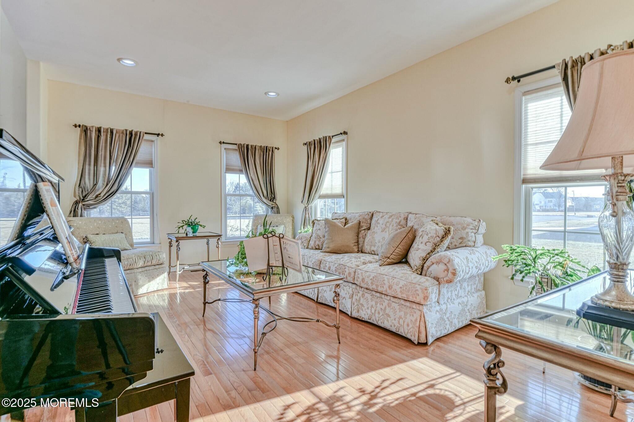 2 Kristen Court, Franklin, New Jersey image 18