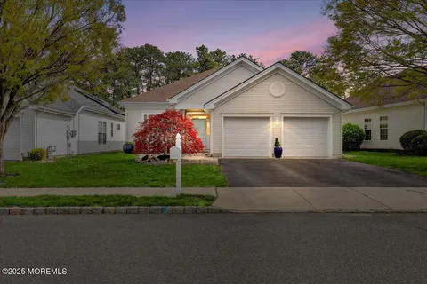 18 Greensprings Drive, Lakewood, NJ 08701 - #: 22511012