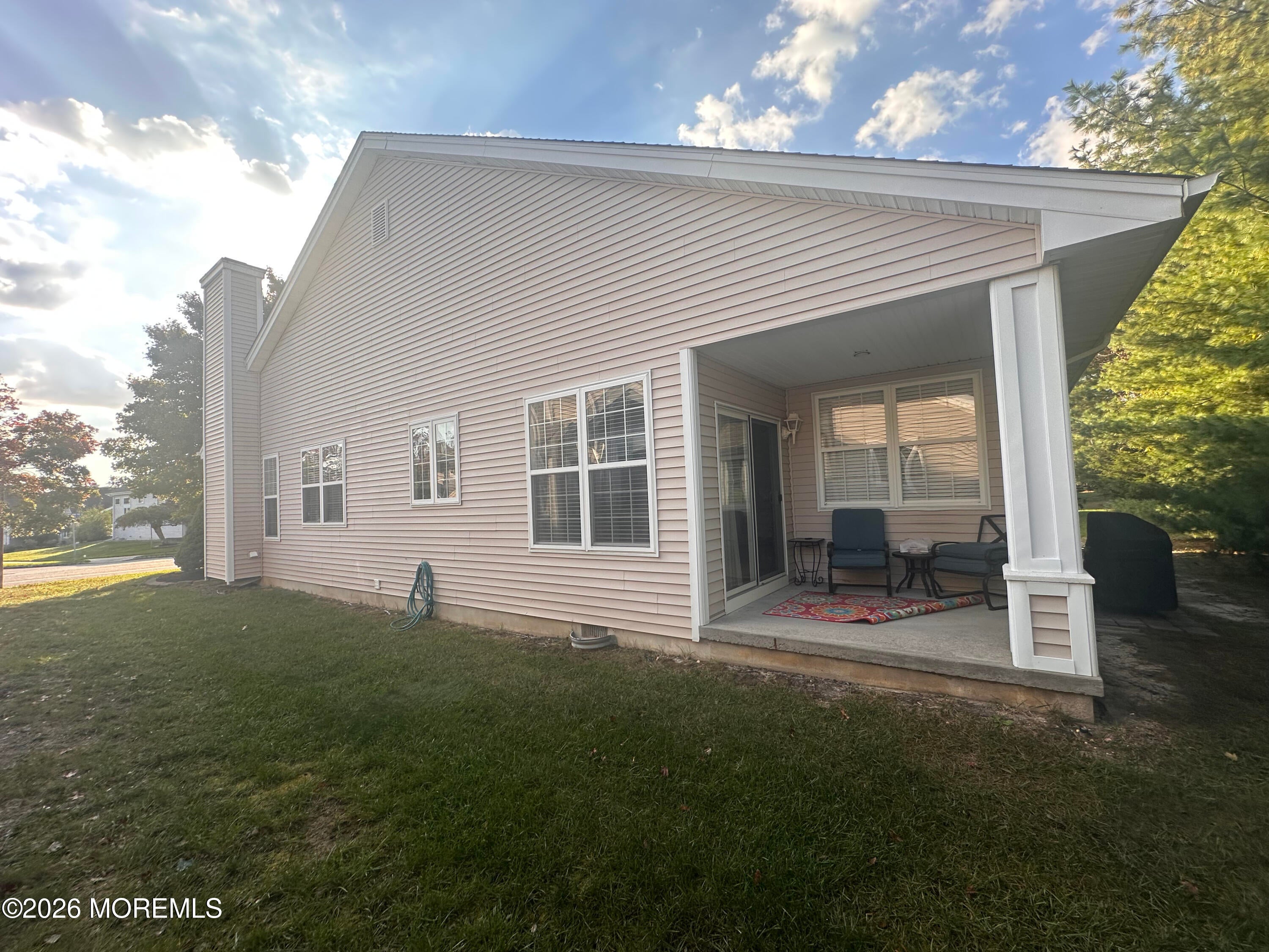39 Lakeland Drive