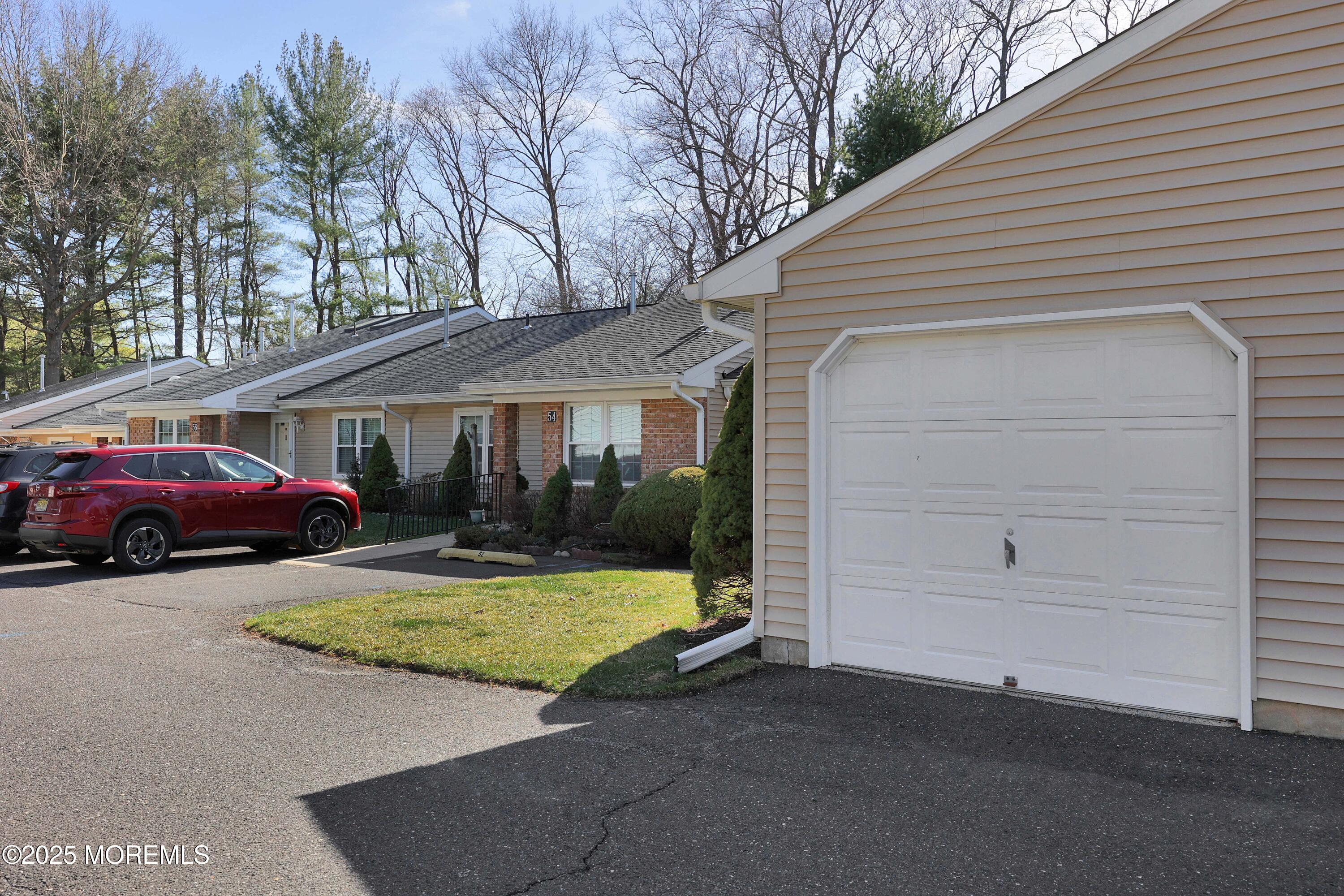 52 Boxwood Terrace #177, Red Bank, New Jersey image 4
