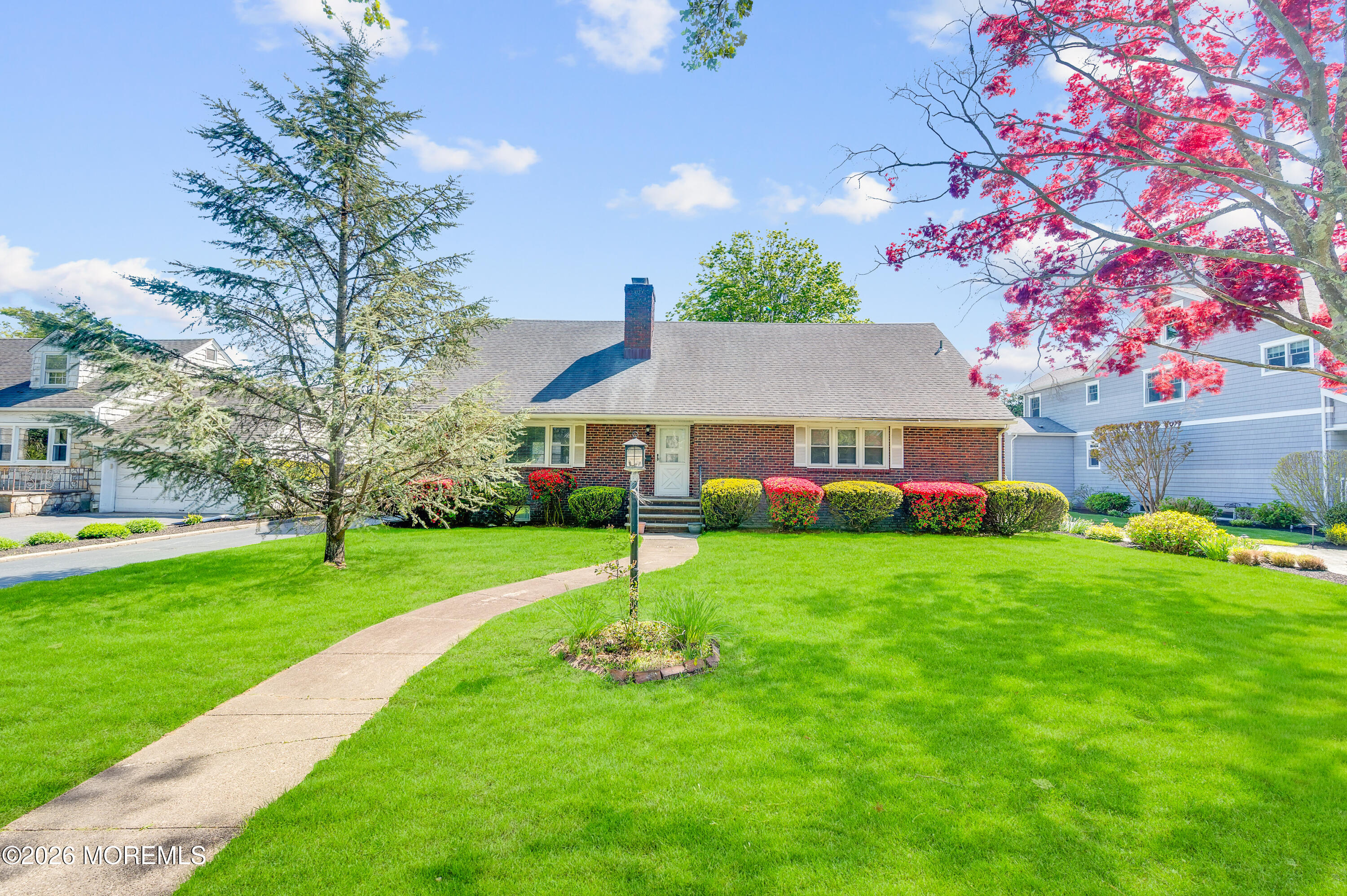 508 Crescent Parkway