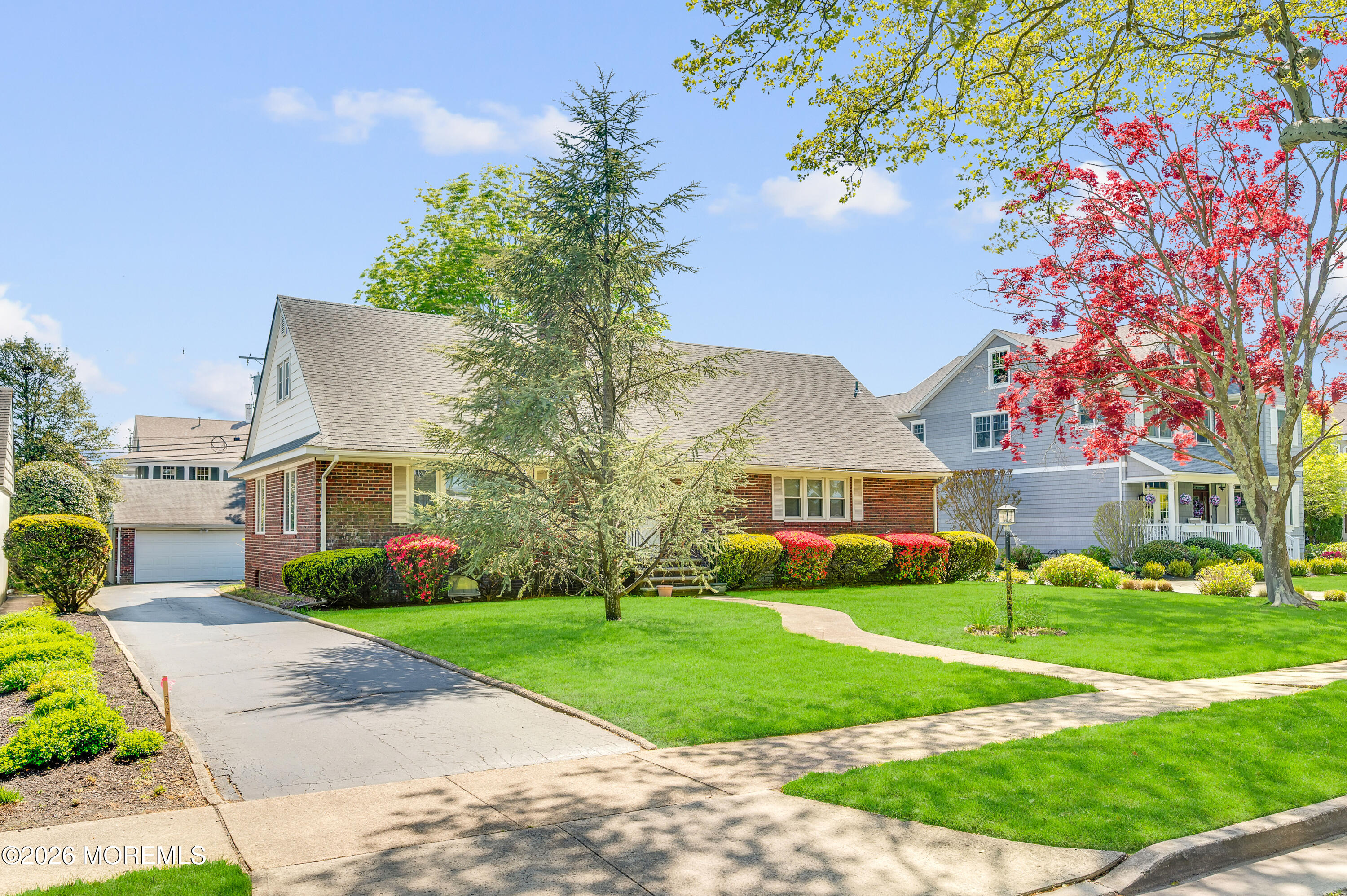 508 Crescent Parkway