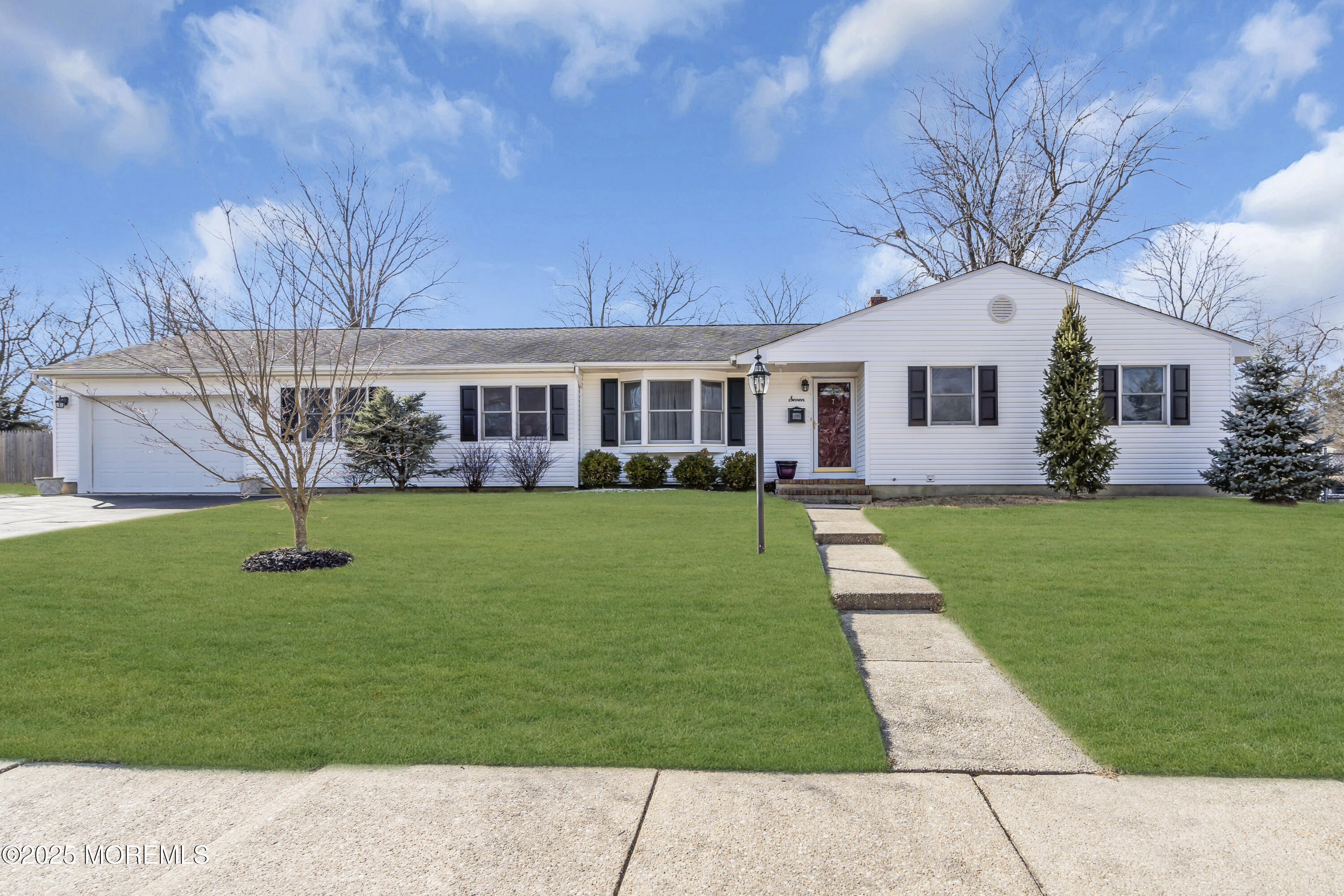 7 Stockport Way, Howell, New Jersey image 3