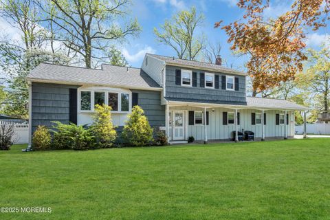 35 Bayberry Lane Middletown NJ 07748