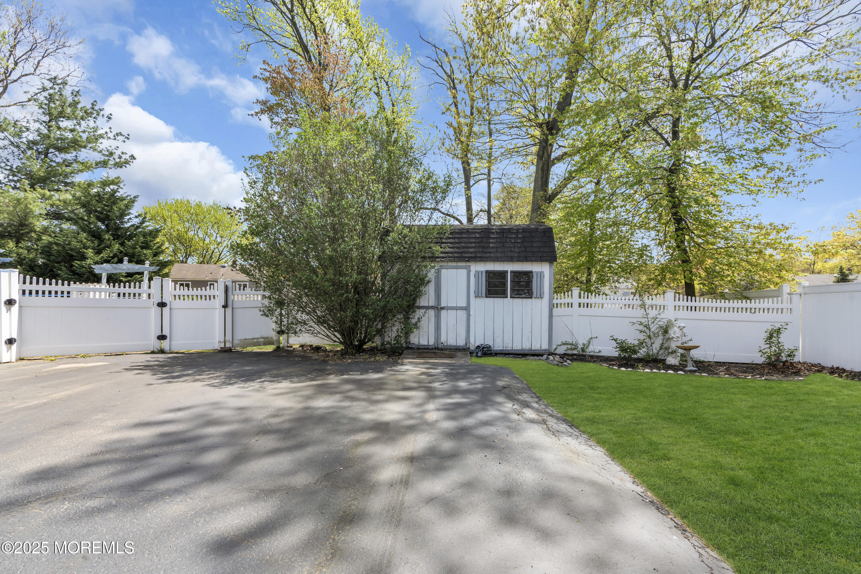 35 Bayberry Lane, Middletown, New Jersey image 29