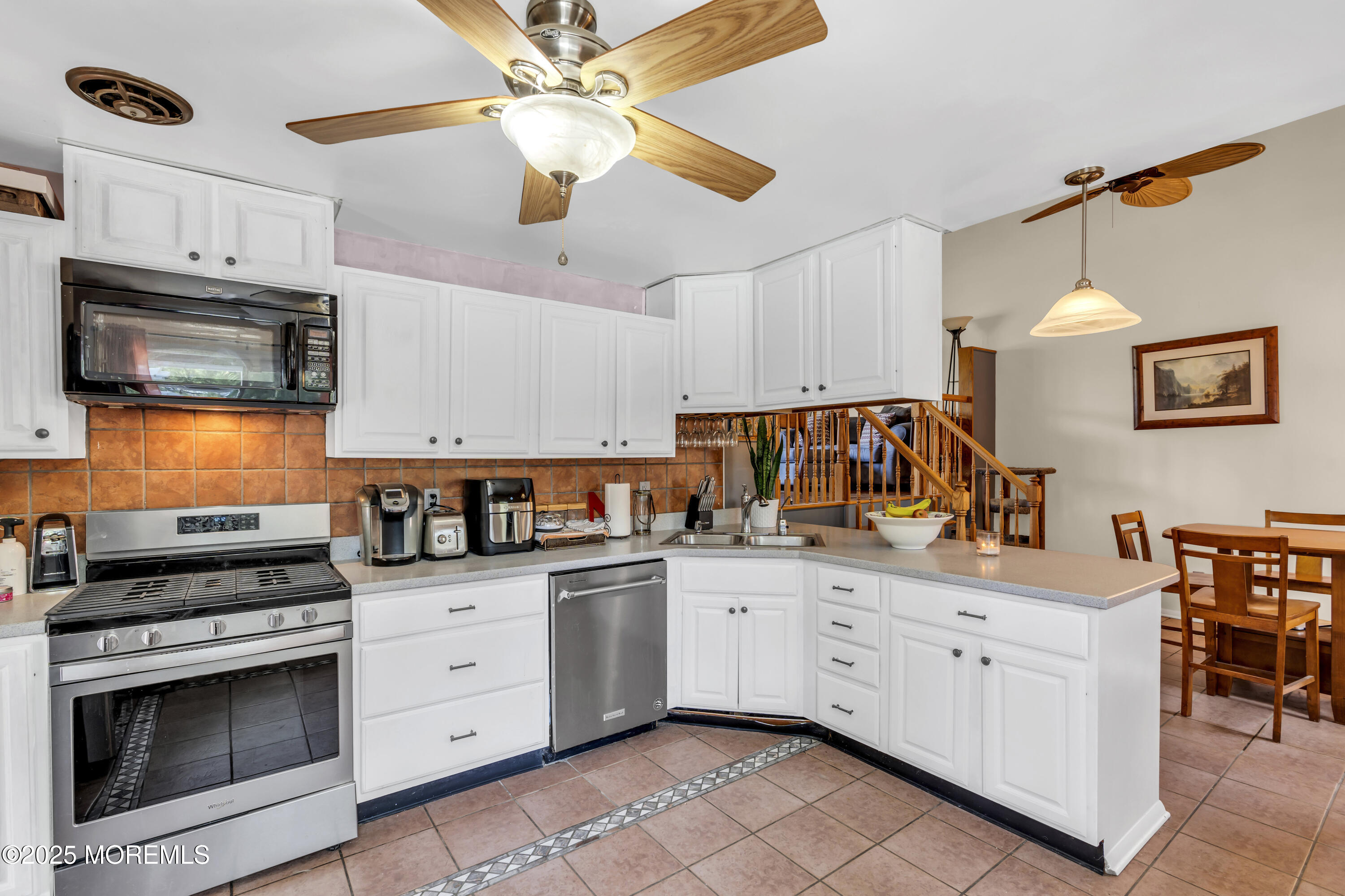35 Bayberry Lane, Middletown, New Jersey image 16