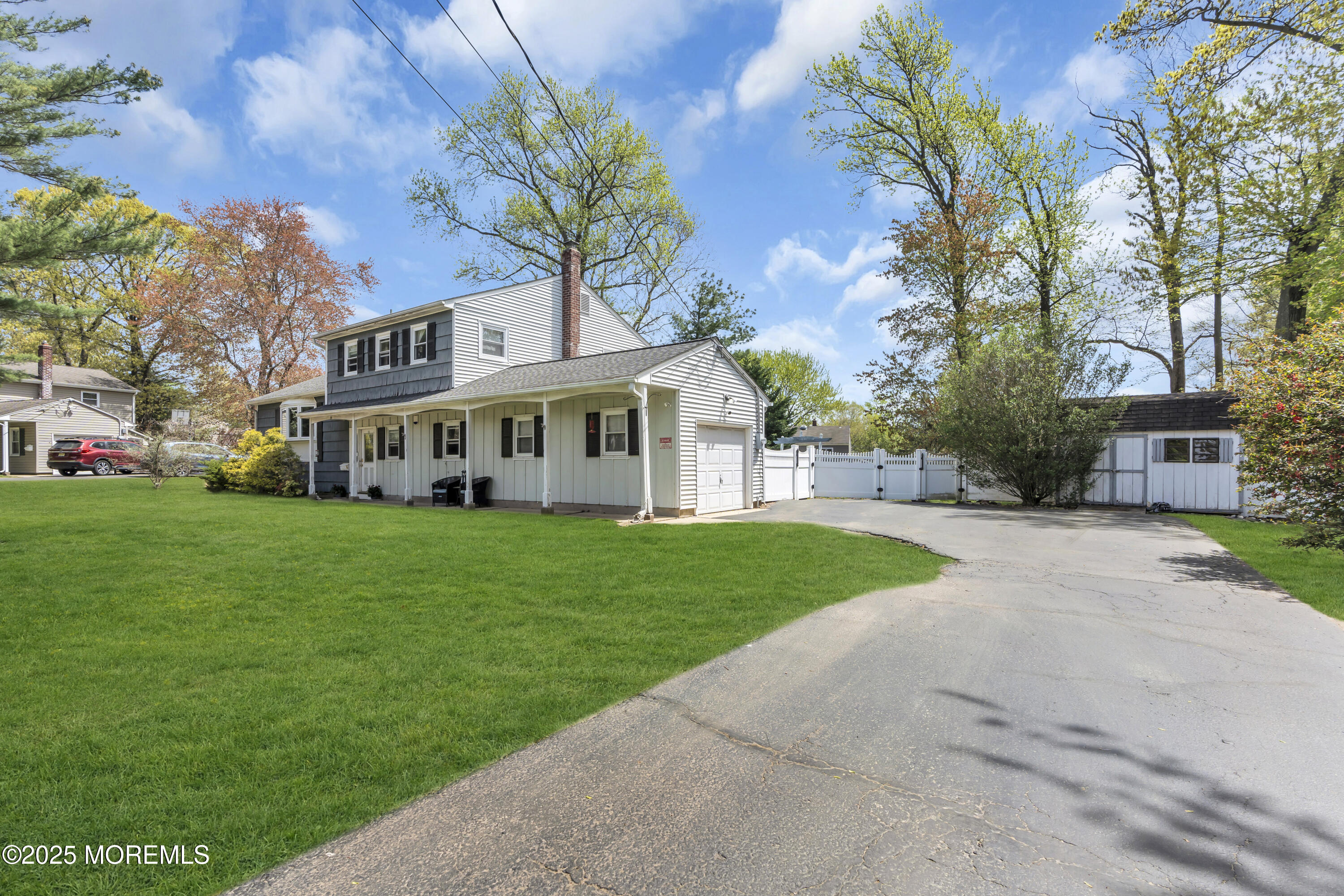 35 Bayberry Lane, Middletown, New Jersey image 4