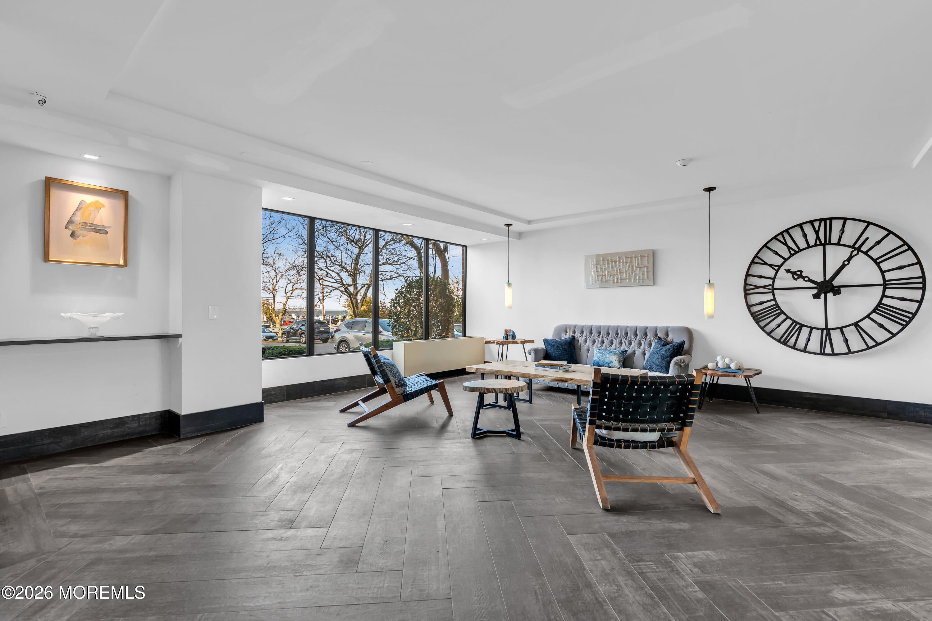 10 Ocean Boulevard 1F