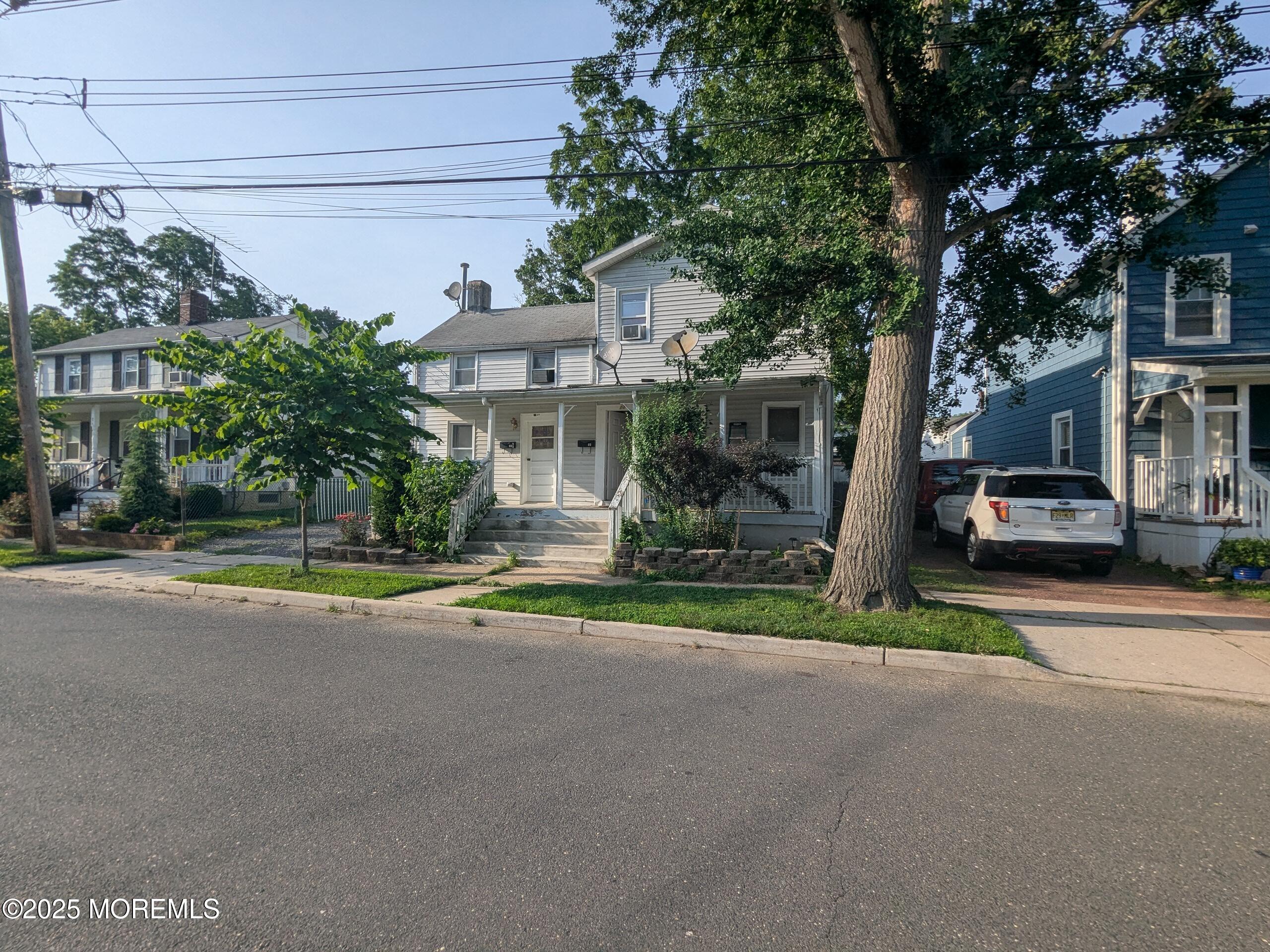 11 Hull Avenue