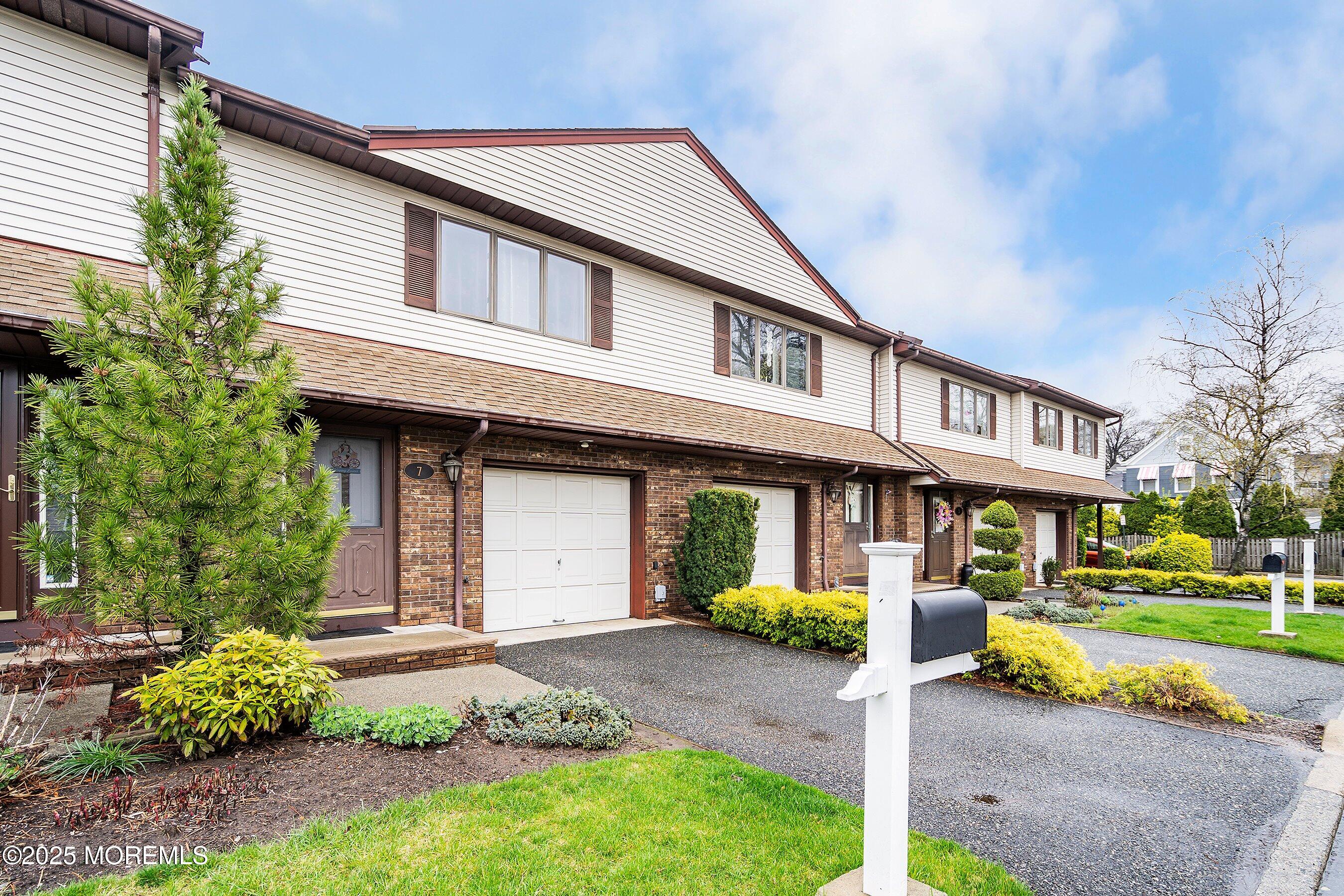 7 Staal Lane, Lodi, New Jersey image 2