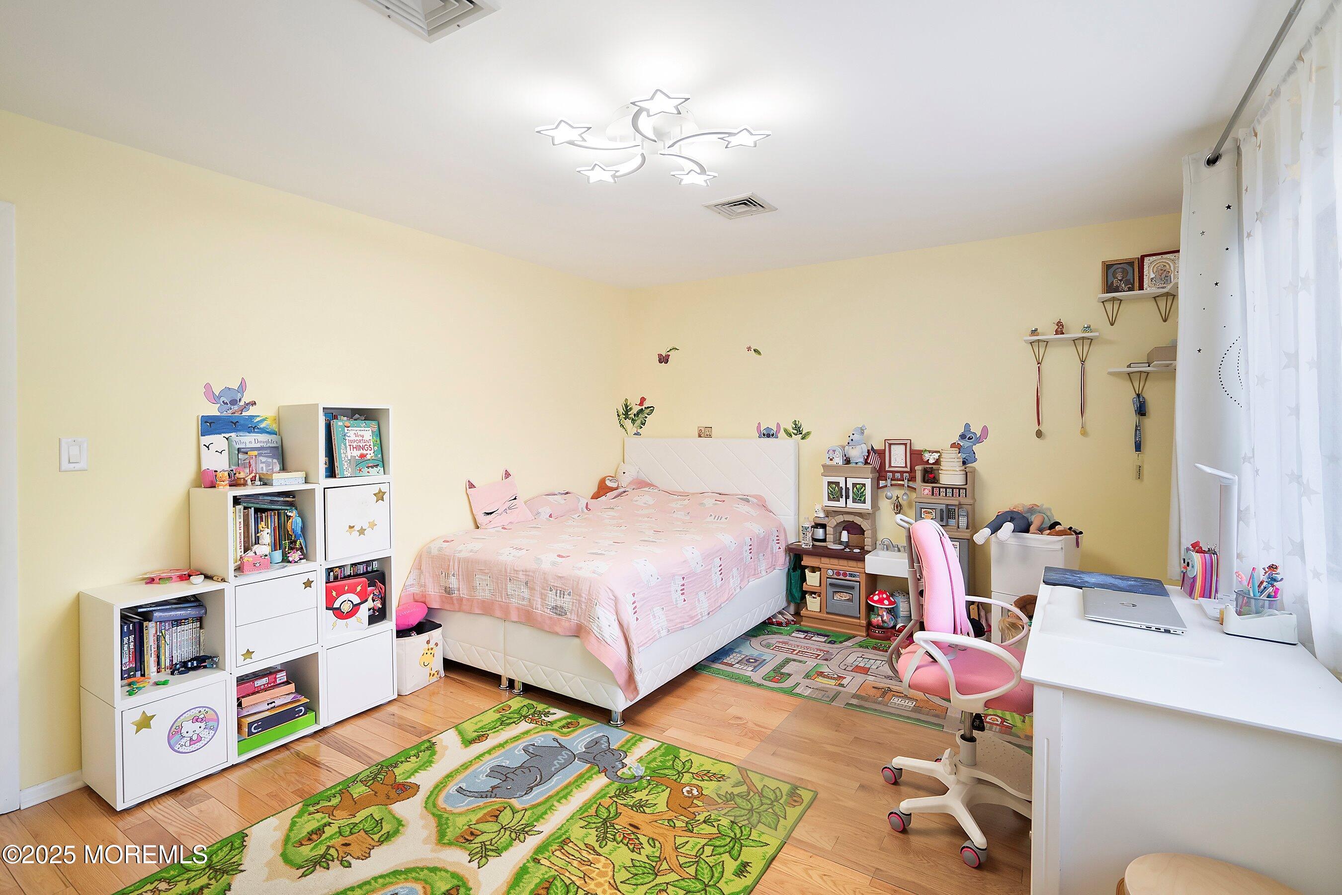7 Staal Lane, Lodi, New Jersey image 25