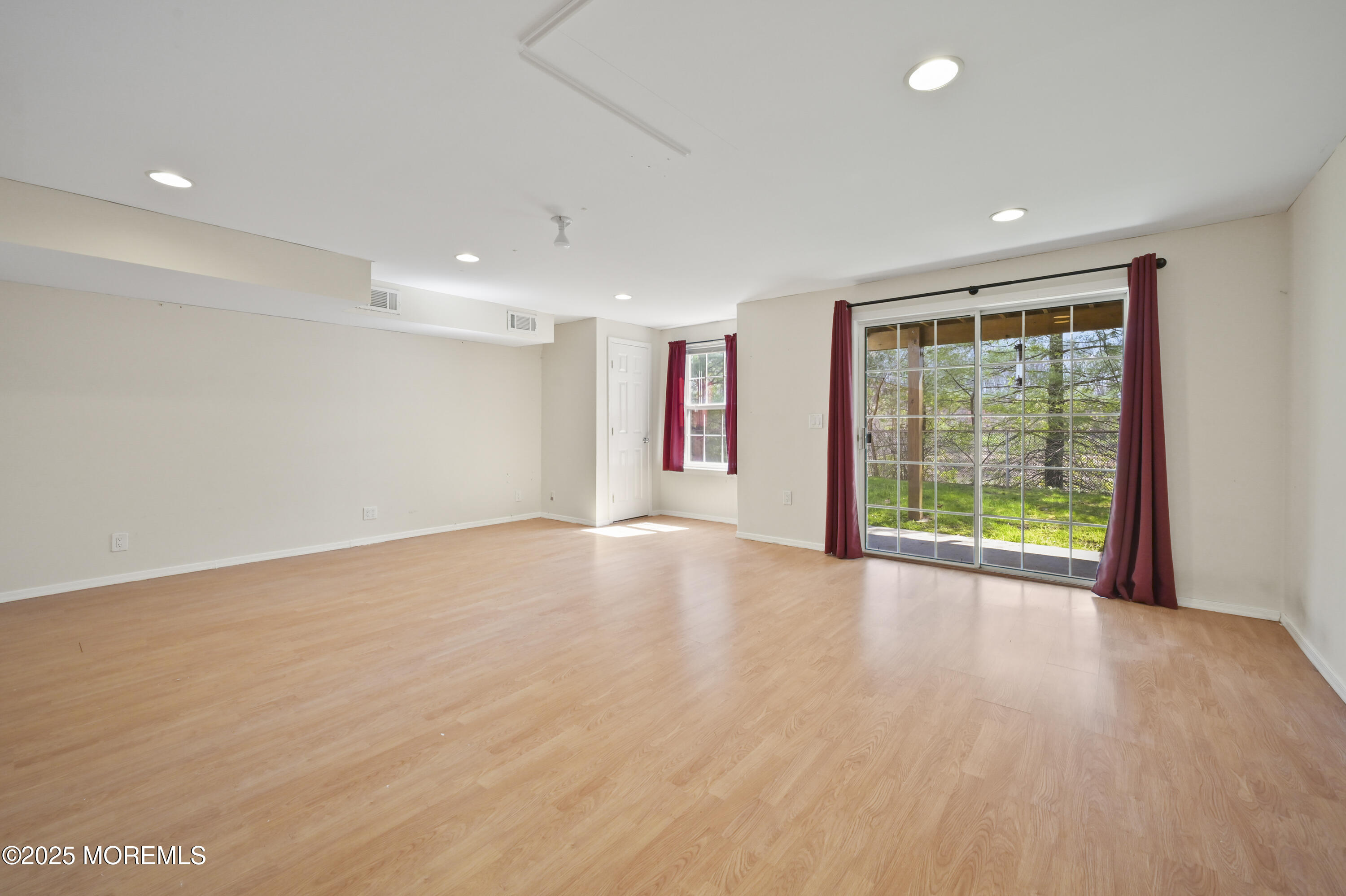 21 Capica Court, South Amboy, New Jersey image 29
